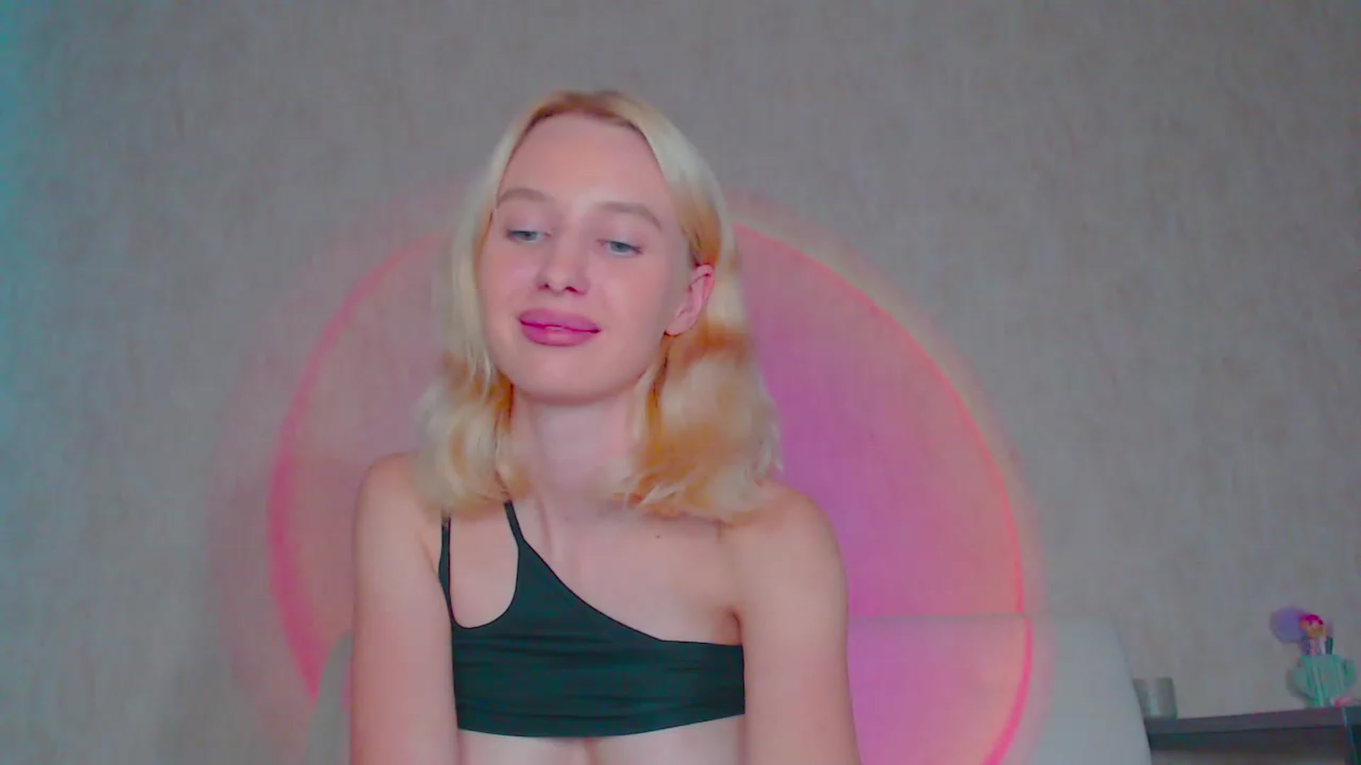 Gallery image thumbnail from pretty_maya_'s myfreecams stream on, 07/22/2023, 15:35 image 7 of 20