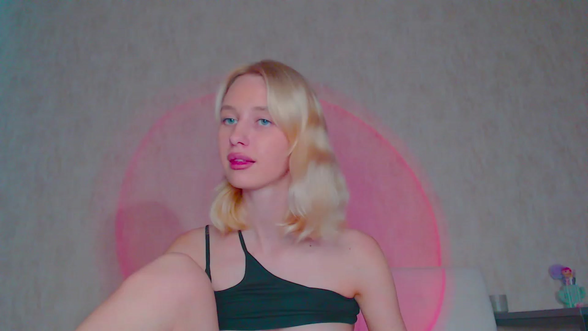 Gallery image thumbnail from pretty_maya_'s myfreecams stream on, 07/22/2023, 15:35 image 4 of 20