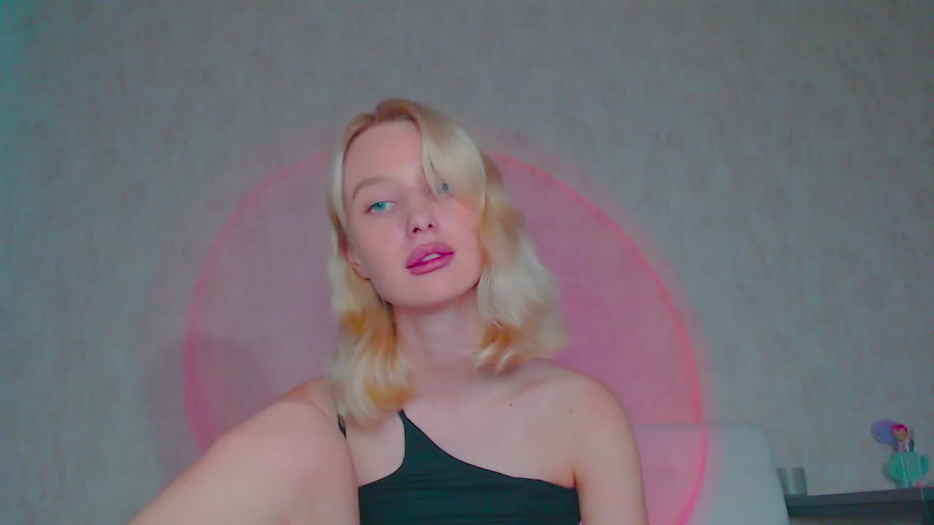 Gallery image thumbnail from pretty_maya_'s myfreecams stream on, 07/22/2023, 15:35 image 3 of 20