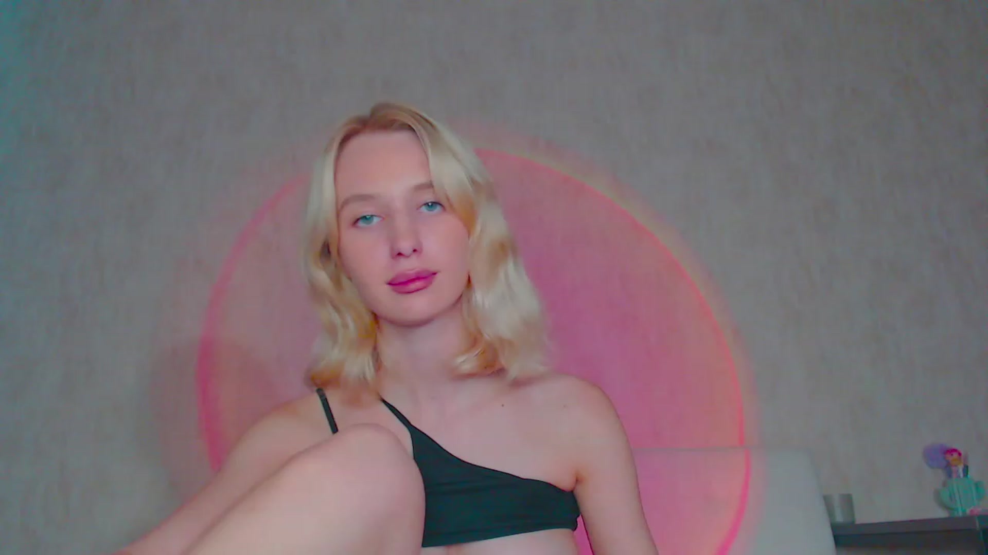Gallery image thumbnail from pretty_maya_'s myfreecams stream on, 07/22/2023, 15:35 image 18 of 20