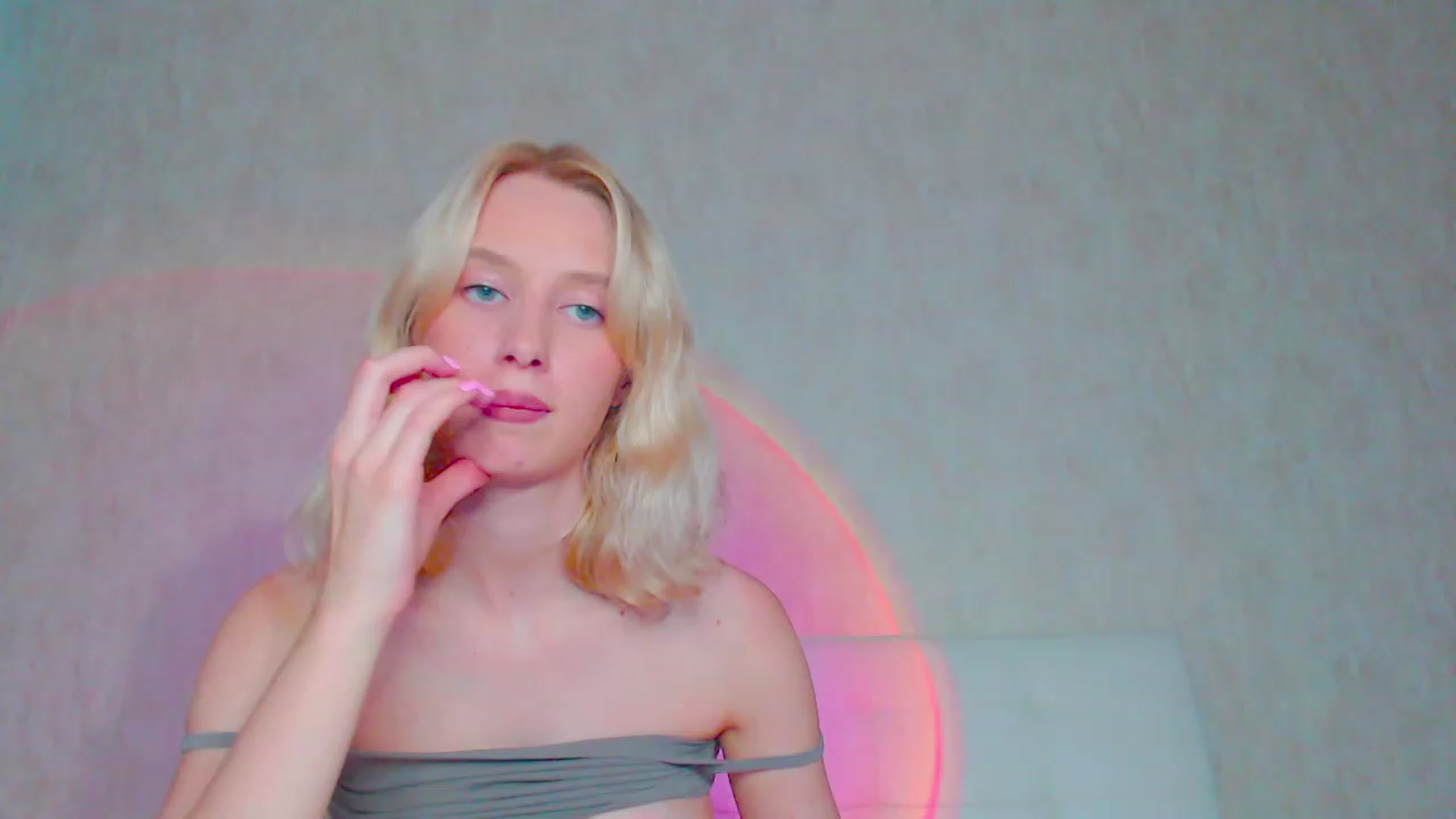 Gallery image thumbnail from pretty_maya_'s myfreecams stream on, 07/27/2023, 14:07 image 13 of 20