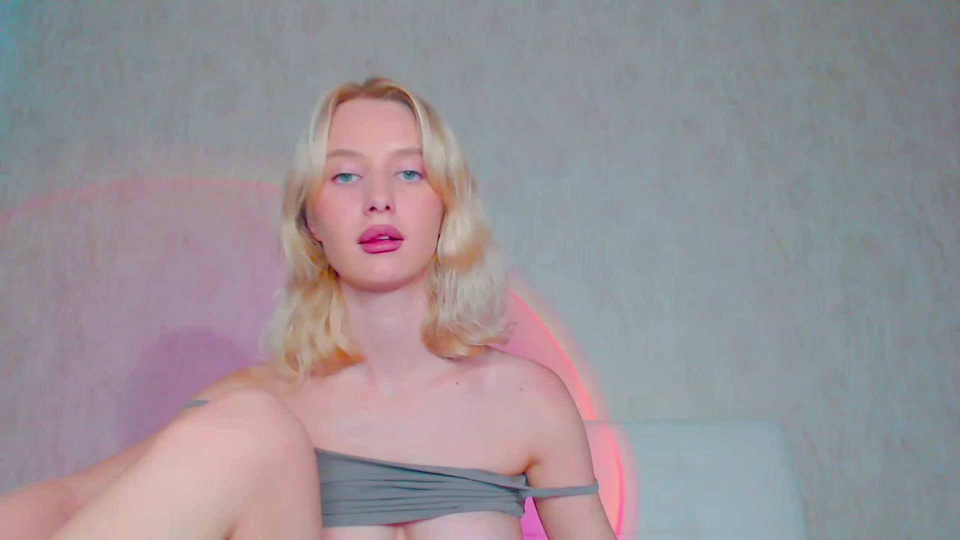 Gallery image thumbnail from pretty_maya_'s myfreecams stream on, 07/27/2023, 14:07 image 8 of 20