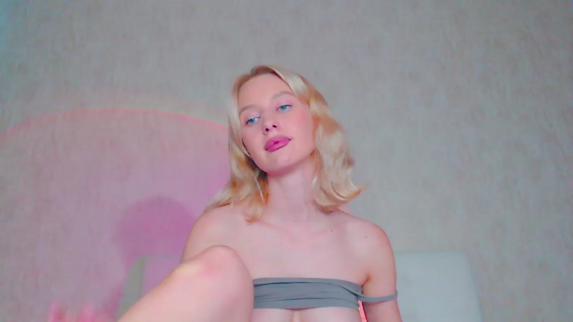 Gallery image thumbnail from pretty_maya_'s myfreecams stream on, 07/27/2023, 15:20 image 13 of 20