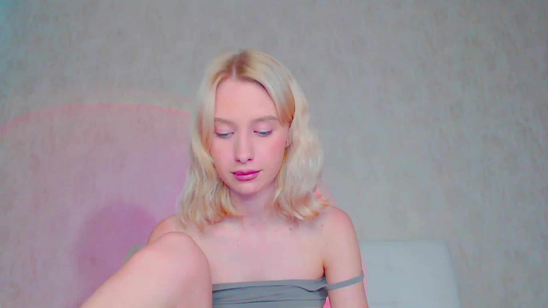 Gallery image thumbnail from pretty_maya_'s myfreecams stream on, 07/27/2023, 15:20 image 12 of 20