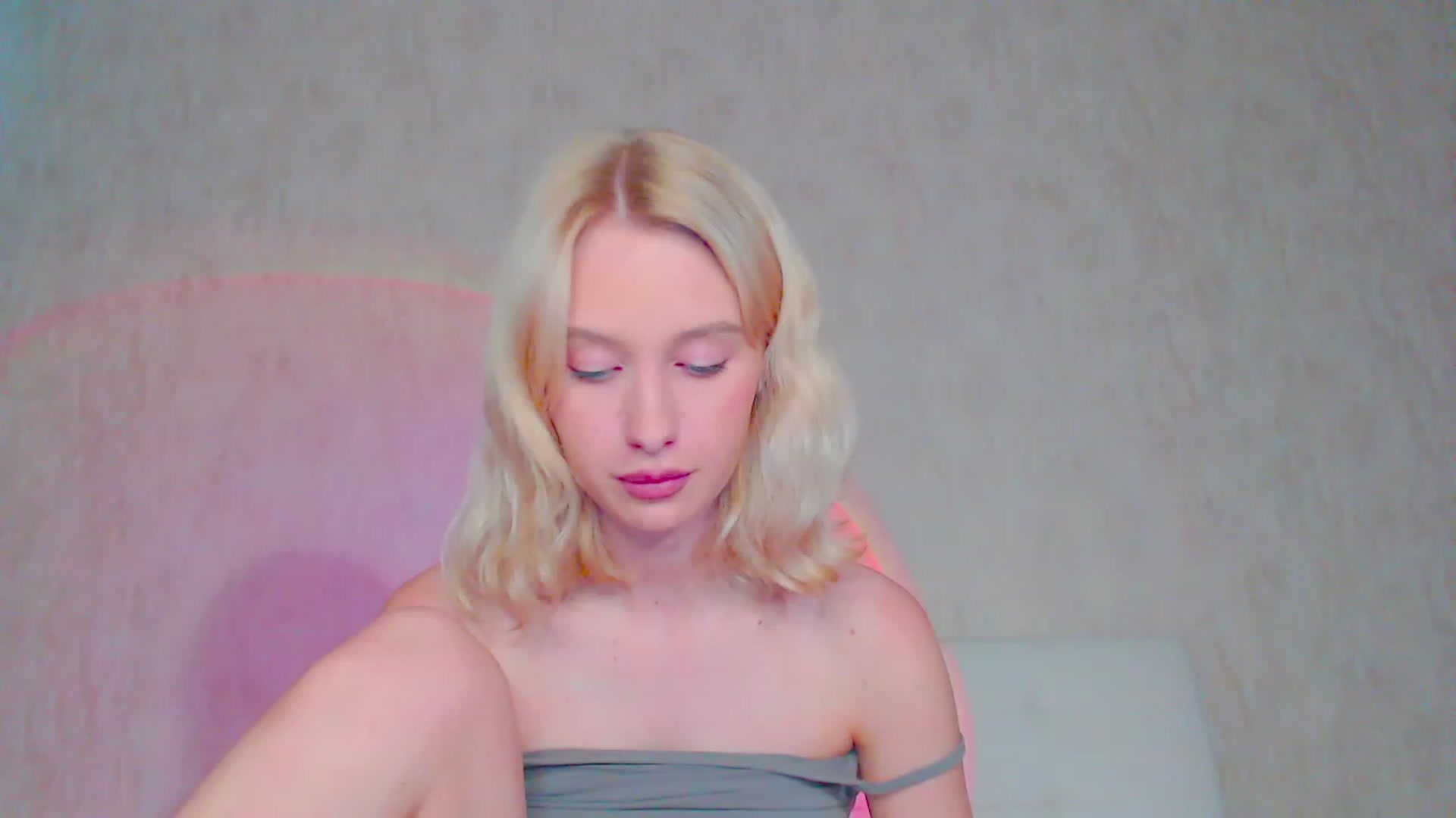 Gallery image thumbnail from pretty_maya_'s myfreecams stream on, 07/27/2023, 15:20 image 11 of 20