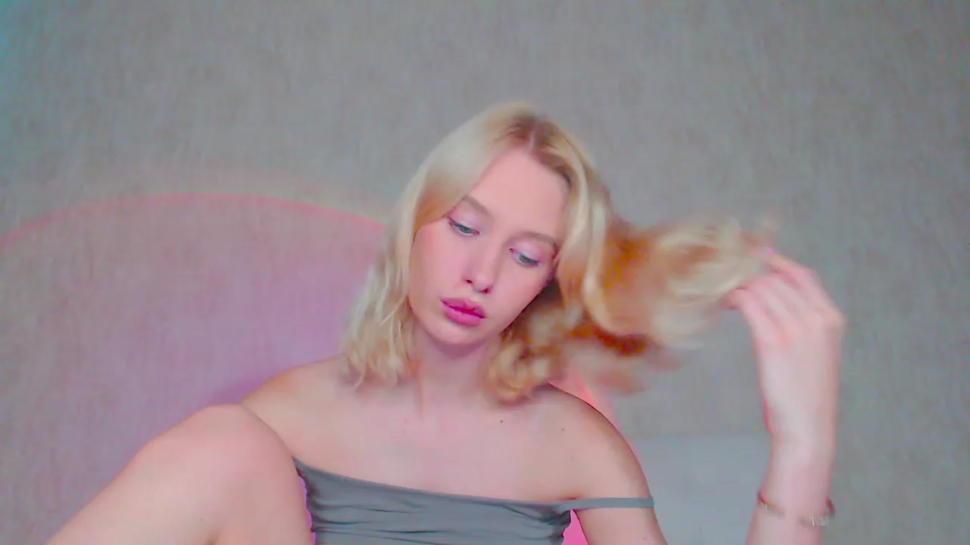 Gallery image thumbnail from pretty_maya_'s myfreecams stream on, 07/27/2023, 15:20 image 18 of 20