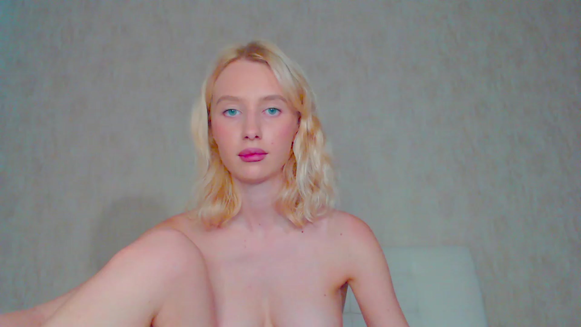 Gallery image thumbnail from pretty_maya_'s myfreecams stream on, 08/04/2023, 13:33 image 8 of 20