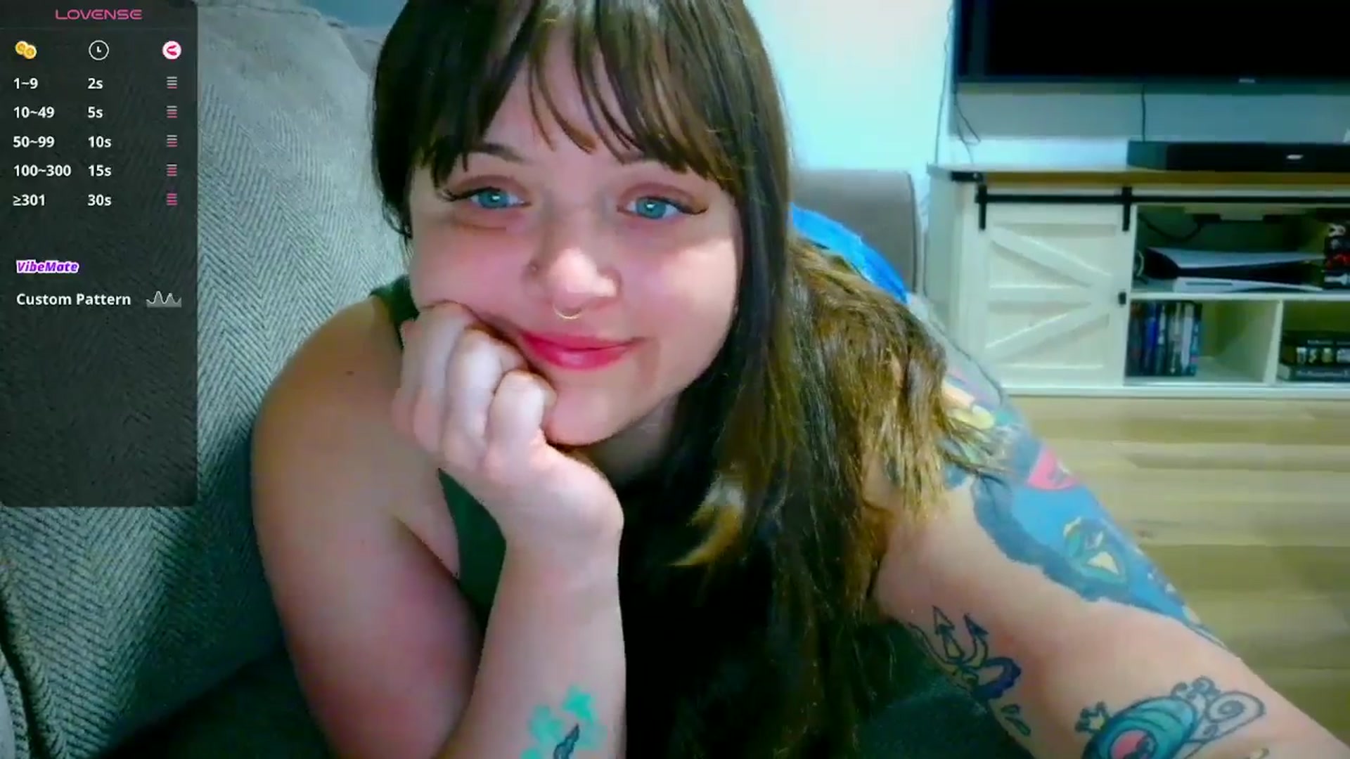 Gallery image thumbnail from princess4723's myfreecams stream on, 04/11/2026, 15:56 image 6 of 20