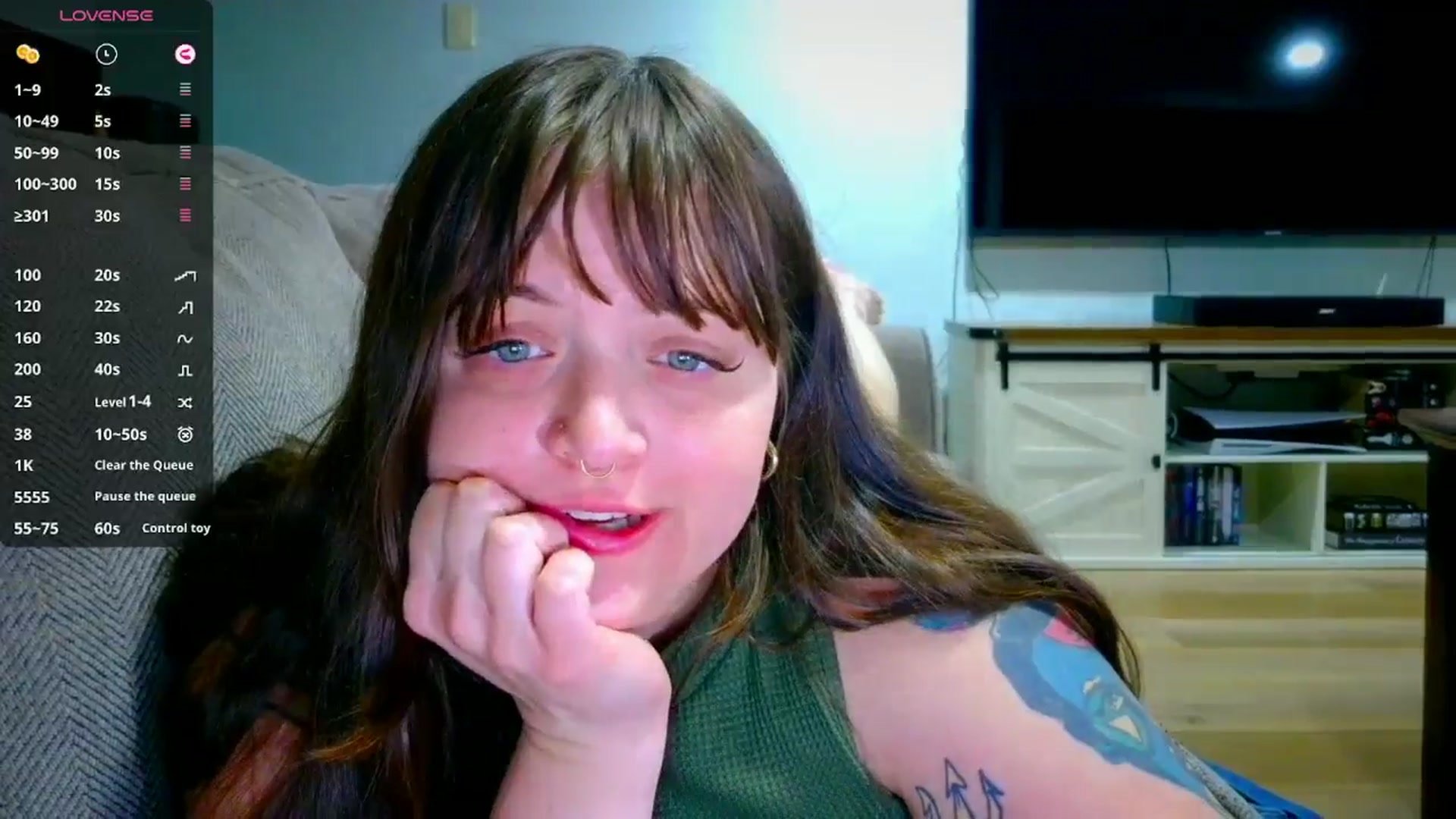 Gallery image thumbnail from princess4723's myfreecams stream on, 04/11/2026, 15:56 image 14 of 20
