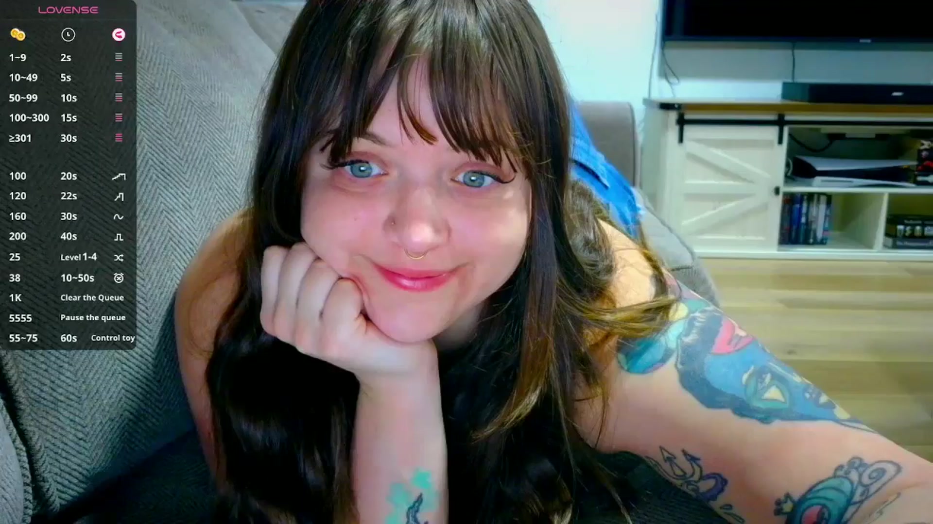 Gallery image thumbnail from princess4723's myfreecams stream on, 04/11/2026, 15:56 image 7 of 20