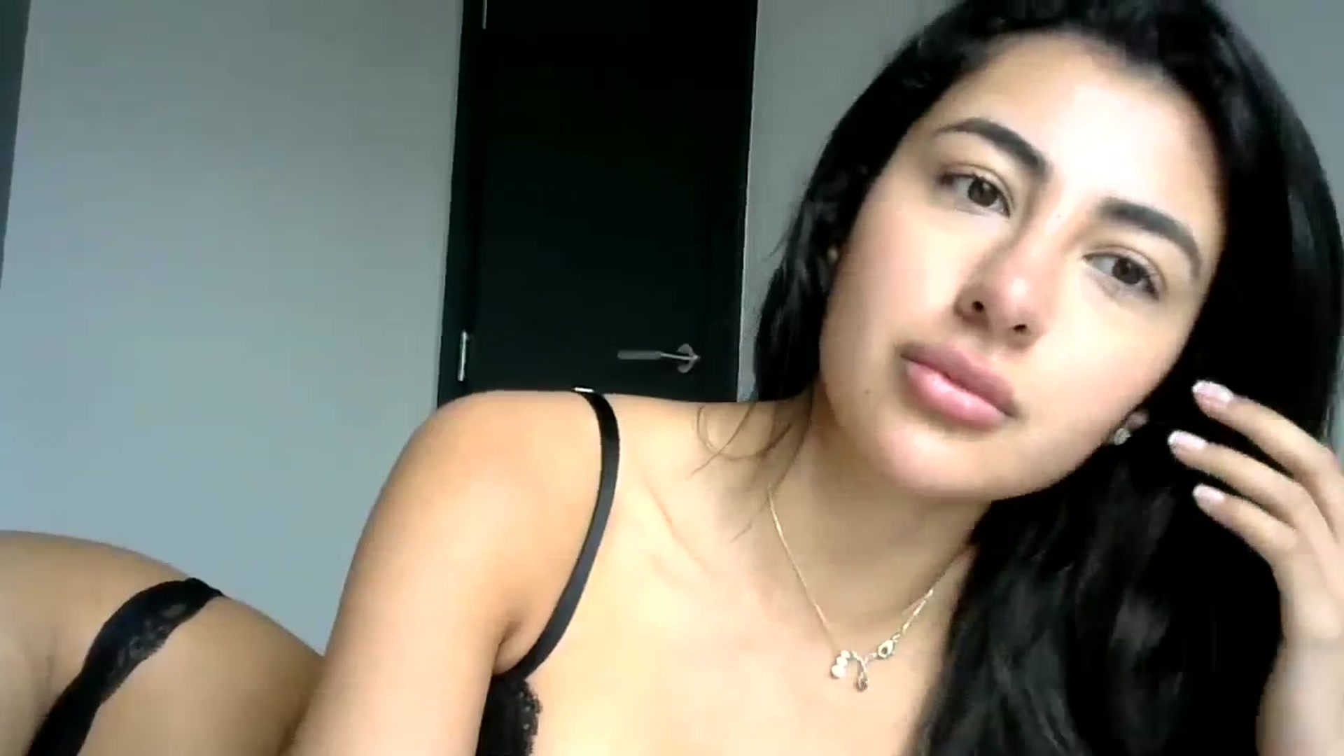 Gallery image thumbnail from princessjasx's myfreecams stream on, 04/09/2024, 12:05 image 2 of 20