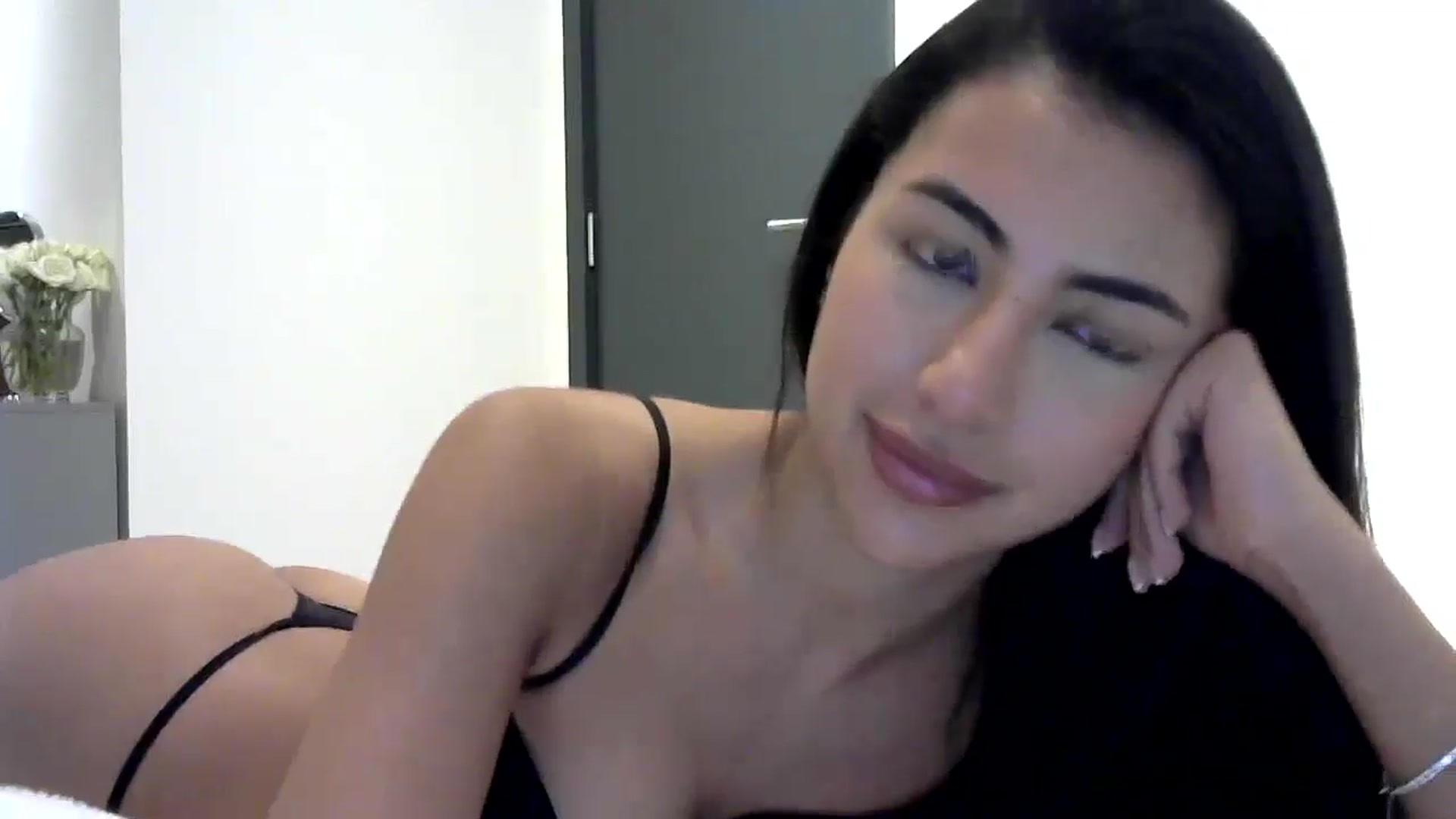Gallery image thumbnail from princessjasx's myfreecams stream on, 04/22/2024, 11:21 image 16 of 20