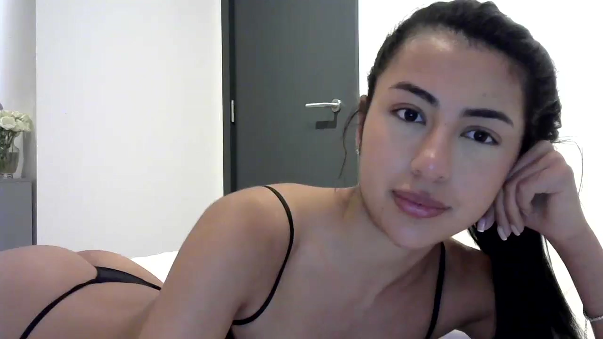 Gallery image thumbnail from princessjasx's myfreecams stream on, 04/22/2024, 12:52 image 3 of 20