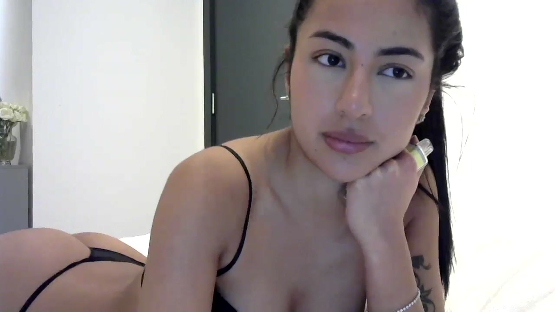 Gallery image thumbnail from princessjasx's myfreecams stream on, 04/22/2024, 12:52 image 4 of 20
