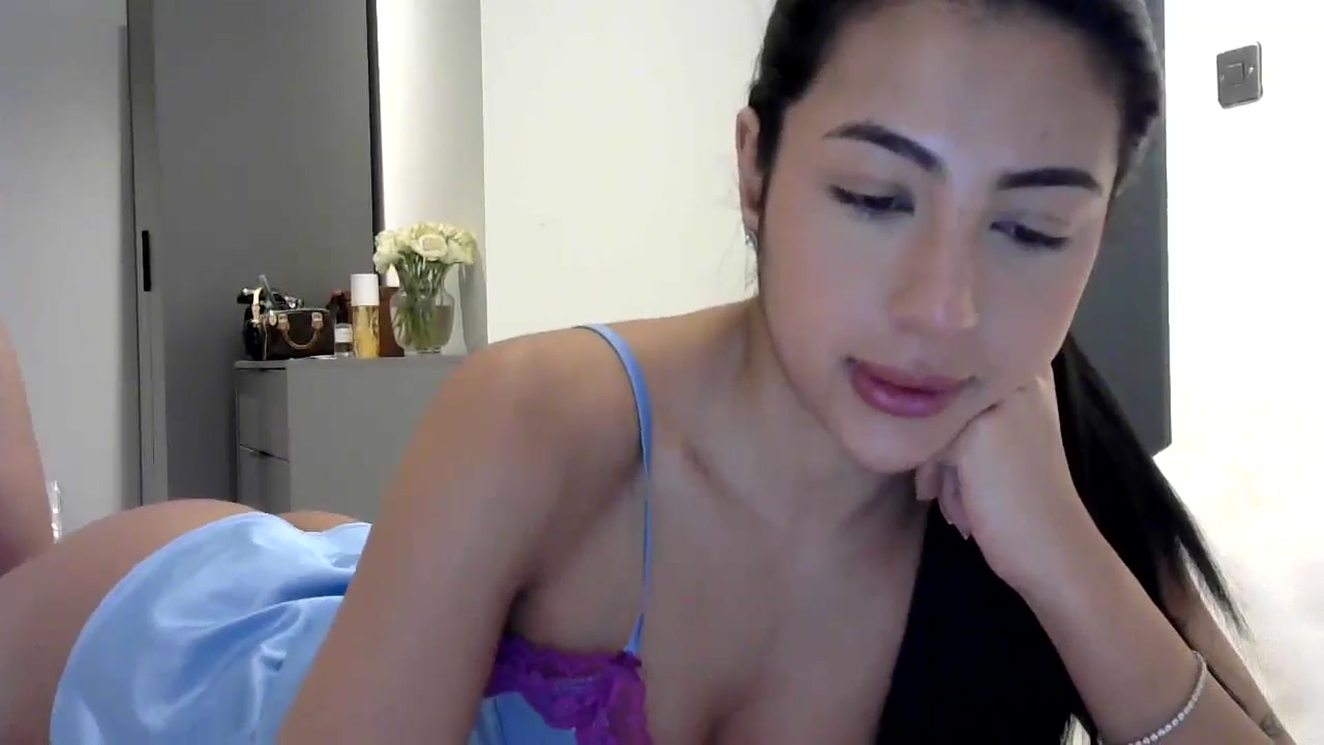 Gallery image thumbnail from princessjasx's myfreecams stream on, 04/23/2024, 09:07 image 10 of 20