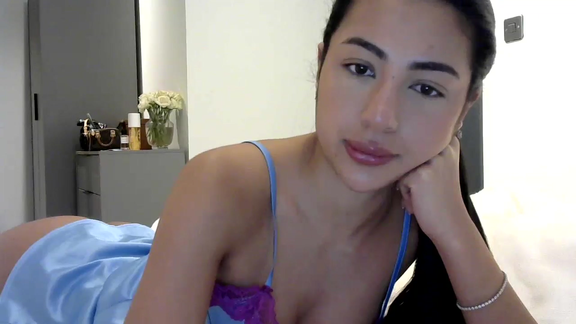 Gallery image thumbnail from princessjasx's myfreecams stream on, 04/23/2024, 09:07 image 6 of 20