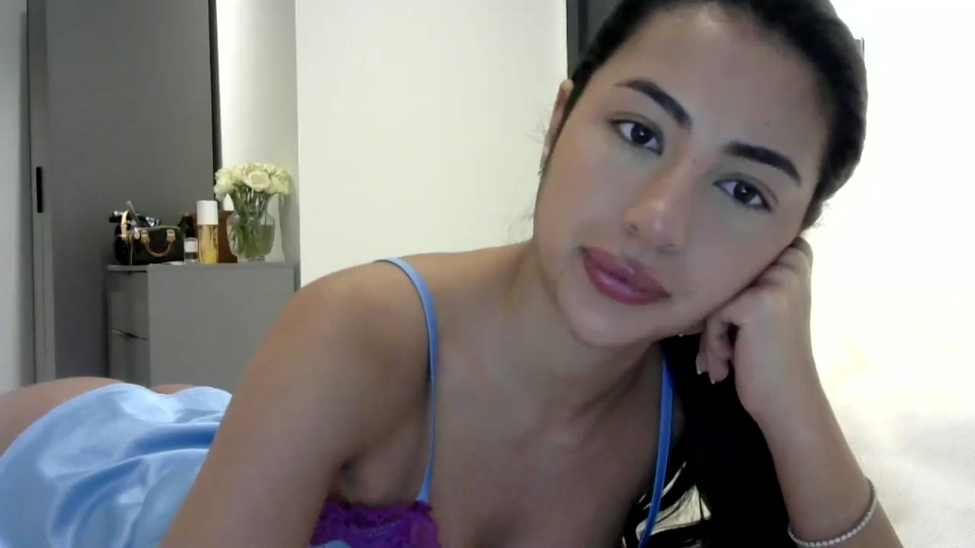 Gallery image thumbnail from princessjasx's myfreecams stream on, 04/23/2024, 09:07 image 7 of 20