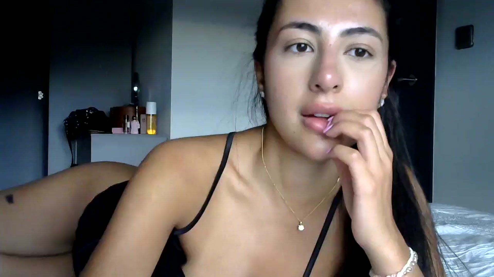 Gallery image thumbnail from princessjasx's myfreecams stream on, 05/30/2024, 18:12 image 13 of 20