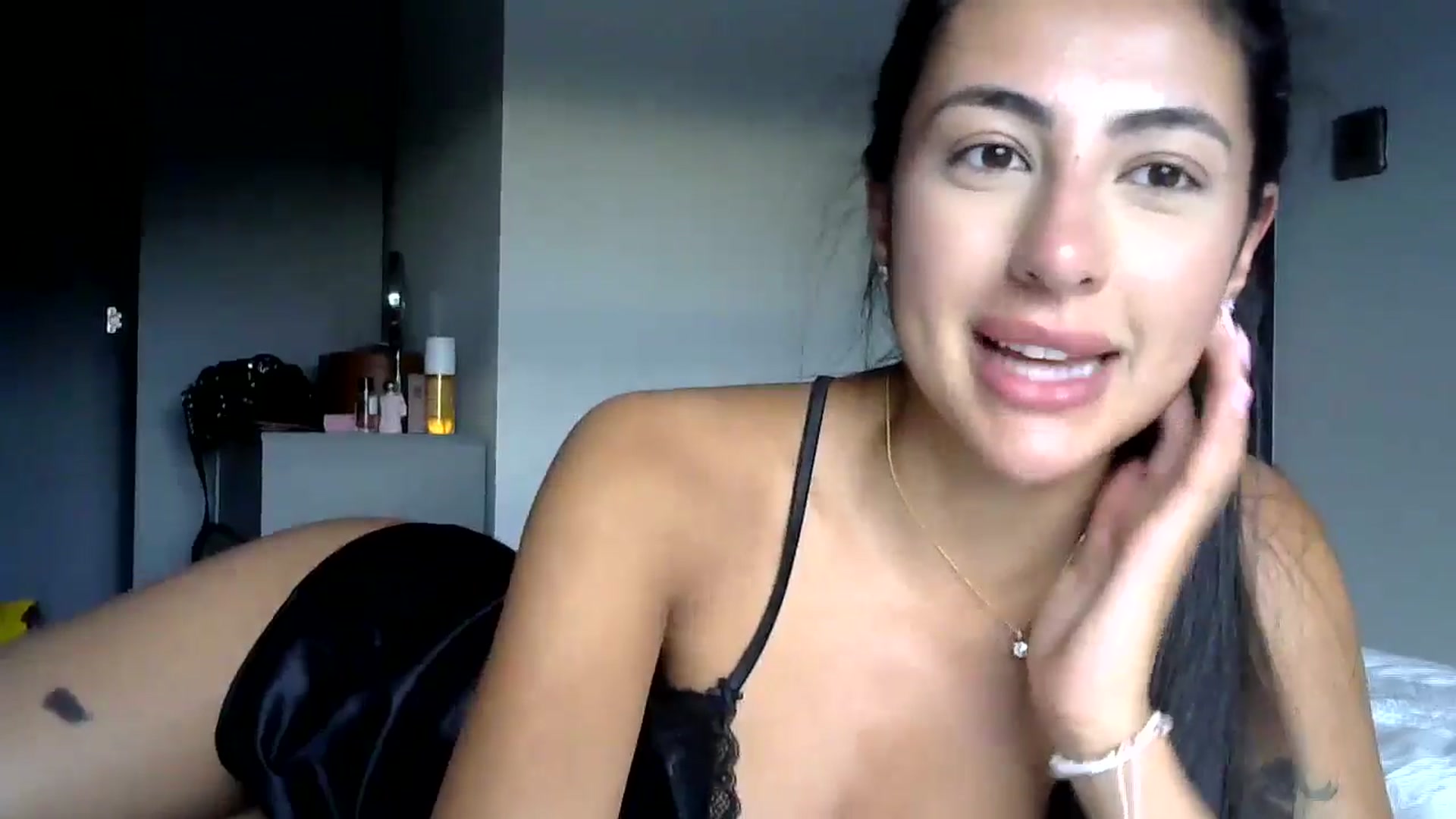 Gallery image thumbnail from princessjasx's myfreecams stream on, 05/30/2024, 18:12 image 3 of 20
