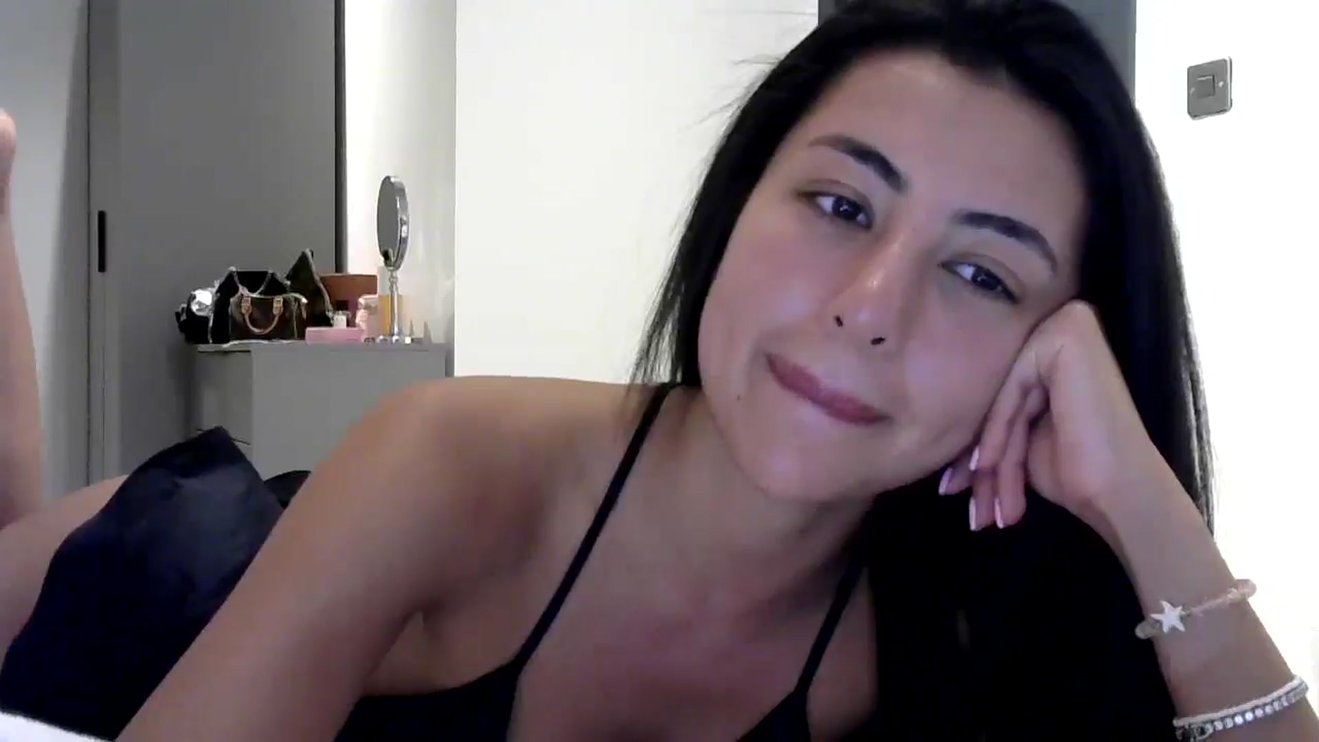 Gallery image thumbnail from princessjasx's myfreecams stream on, 05/31/2024, 18:50 image 11 of 20