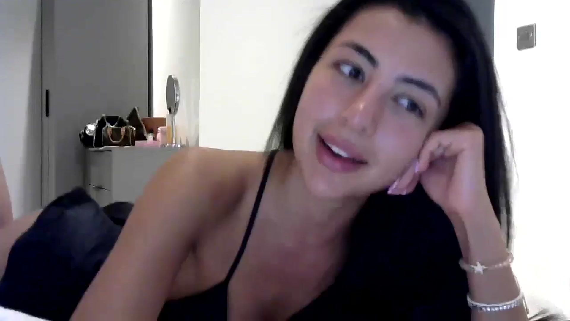 Gallery image thumbnail from princessjasx's myfreecams stream on, 05/31/2024, 18:50 image 12 of 20
