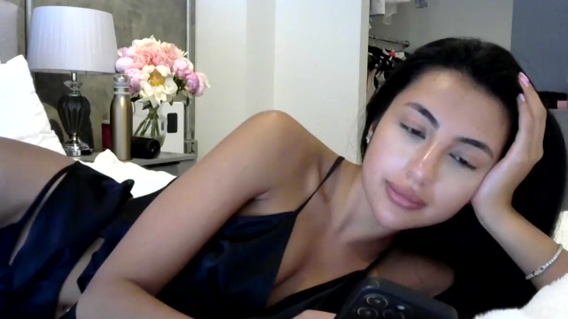 Gallery image thumbnail from princessjasx's myfreecams stream on, 06/02/2024, 17:02 image 19 of 20
