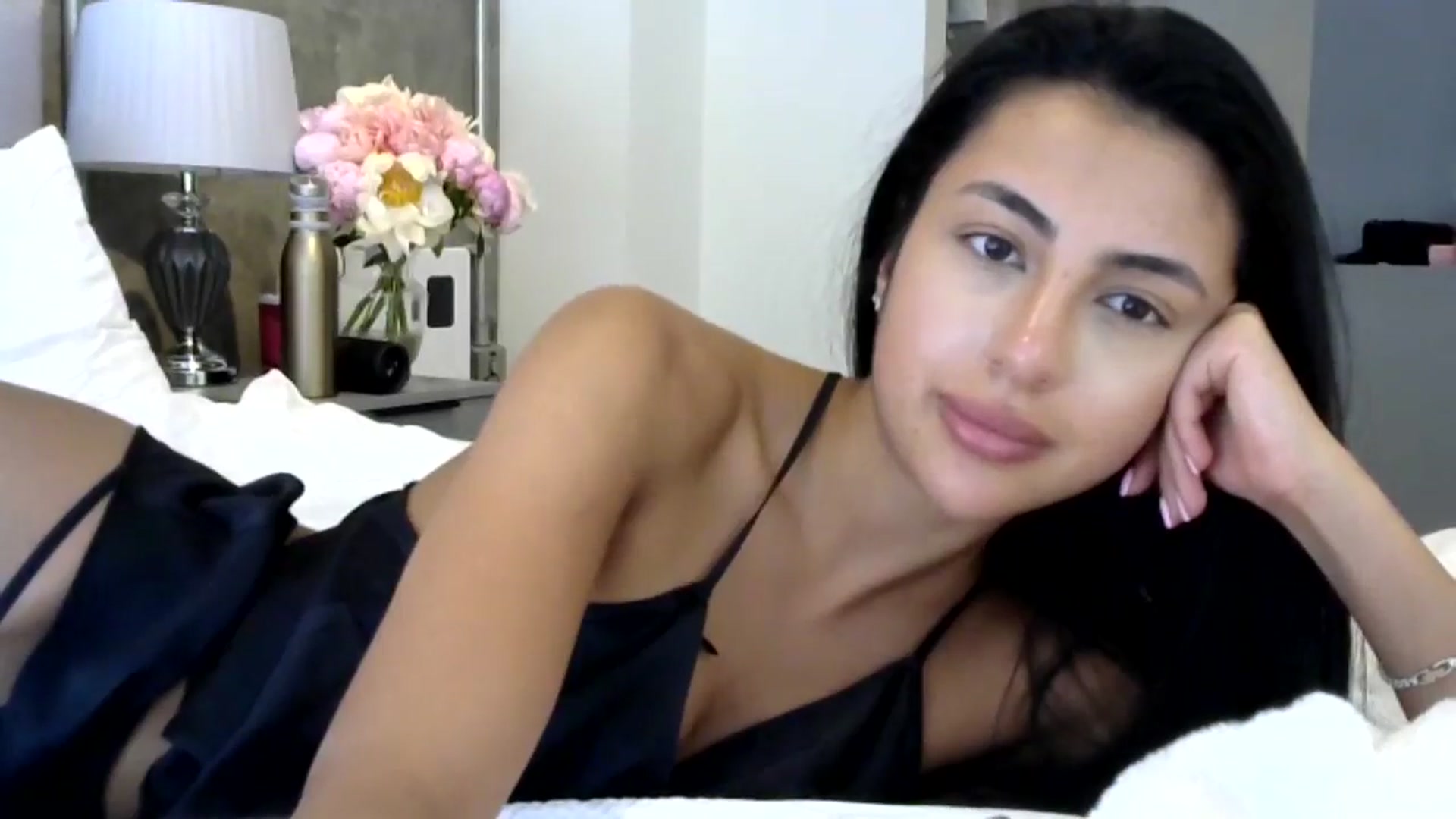 Gallery image thumbnail from princessjasx's myfreecams stream on, 06/02/2024, 17:02 image 17 of 20