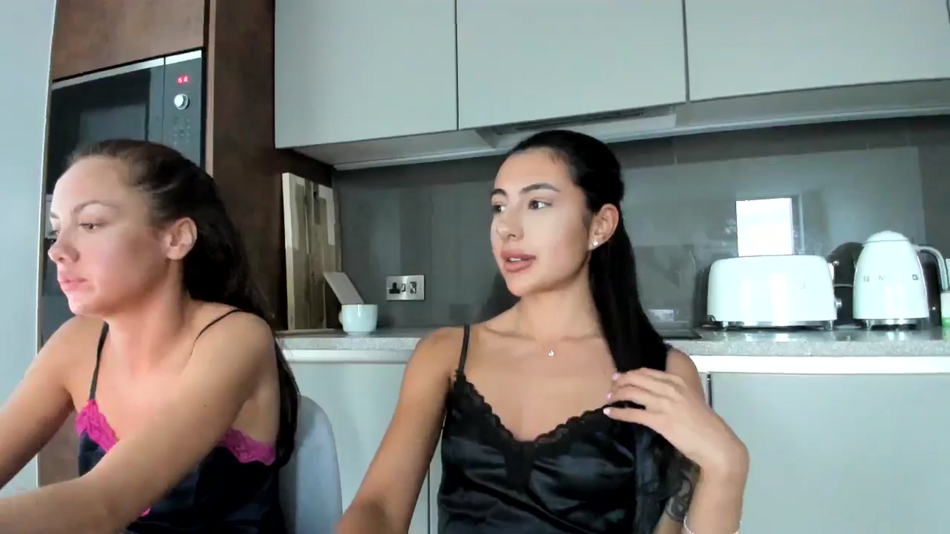 Gallery image thumbnail from princessjasx's myfreecams stream on, 06/10/2024, 20:28 image 9 of 20