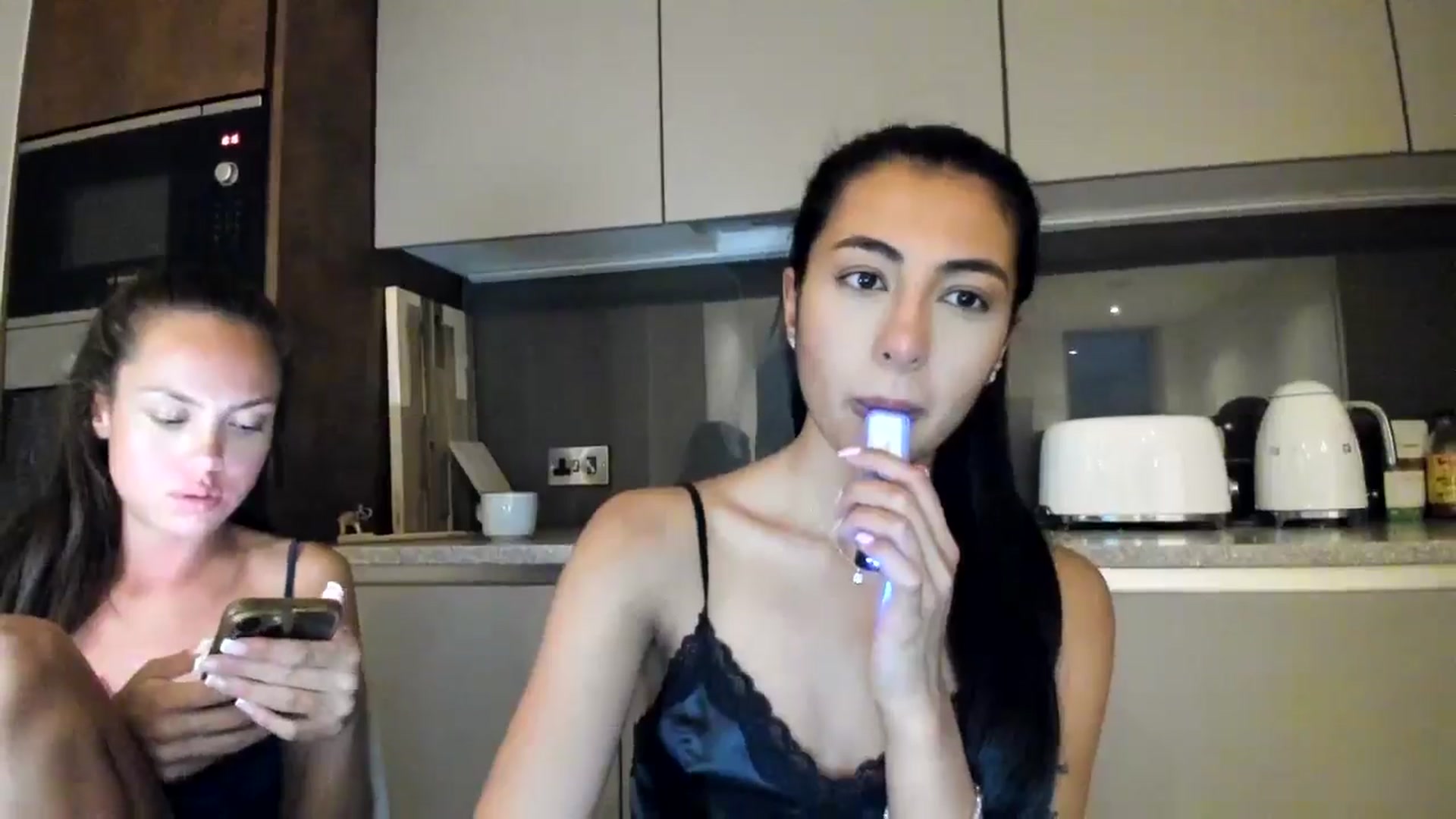 Gallery image thumbnail from princessjasx's myfreecams stream on, 06/10/2024, 21:37 image 2 of 20