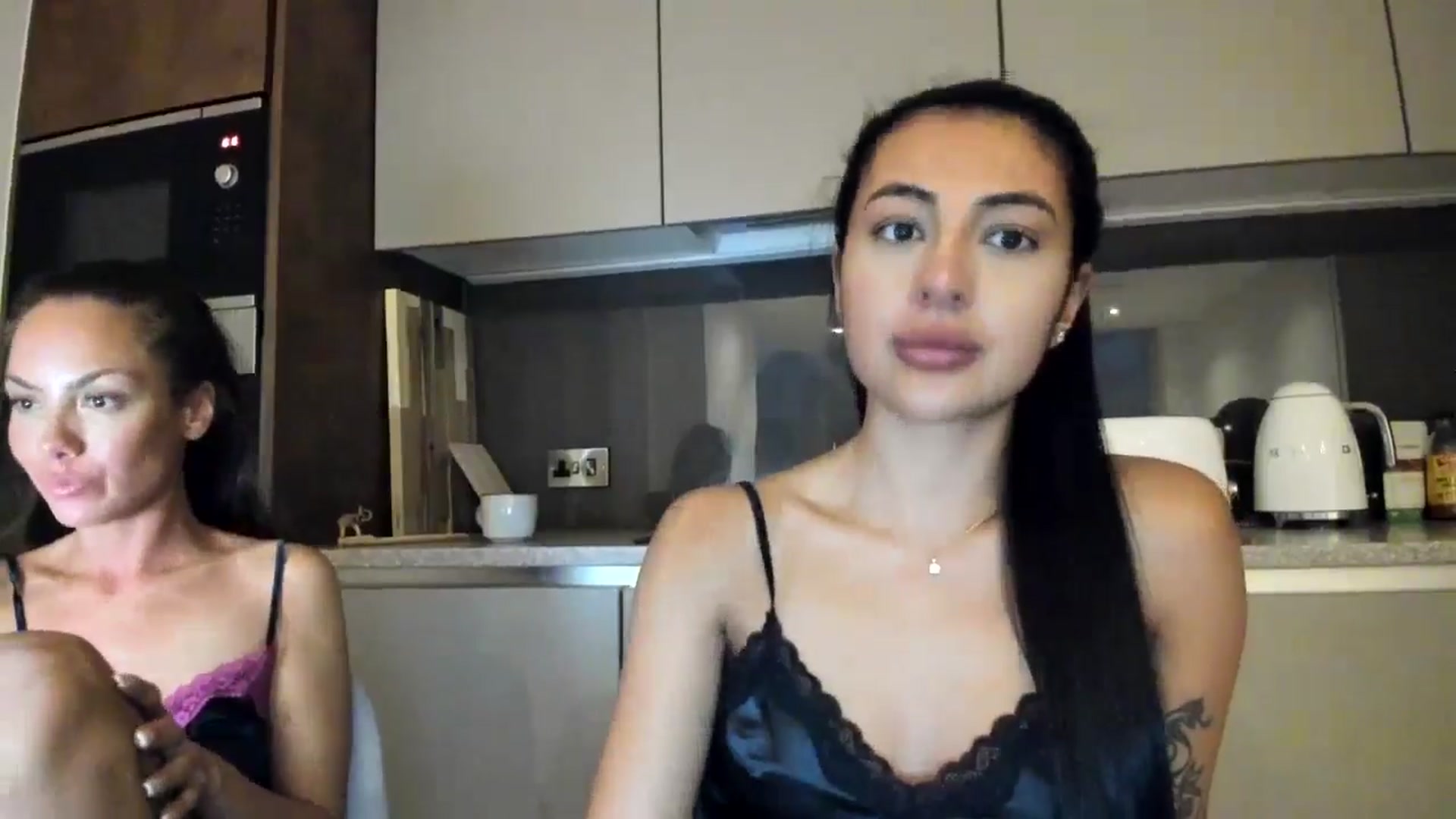 Gallery image thumbnail from princessjasx's myfreecams stream on, 06/10/2024, 21:37 image 3 of 20