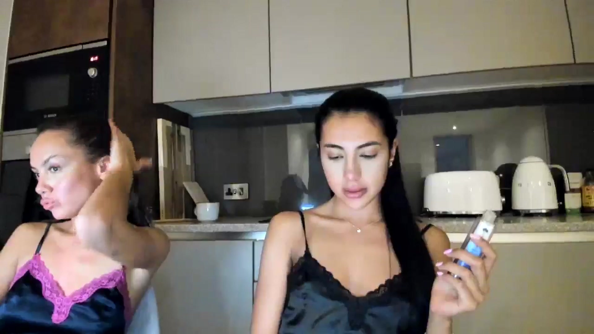 Gallery image thumbnail from princessjasx's myfreecams stream on, 06/10/2024, 21:37 image 4 of 20