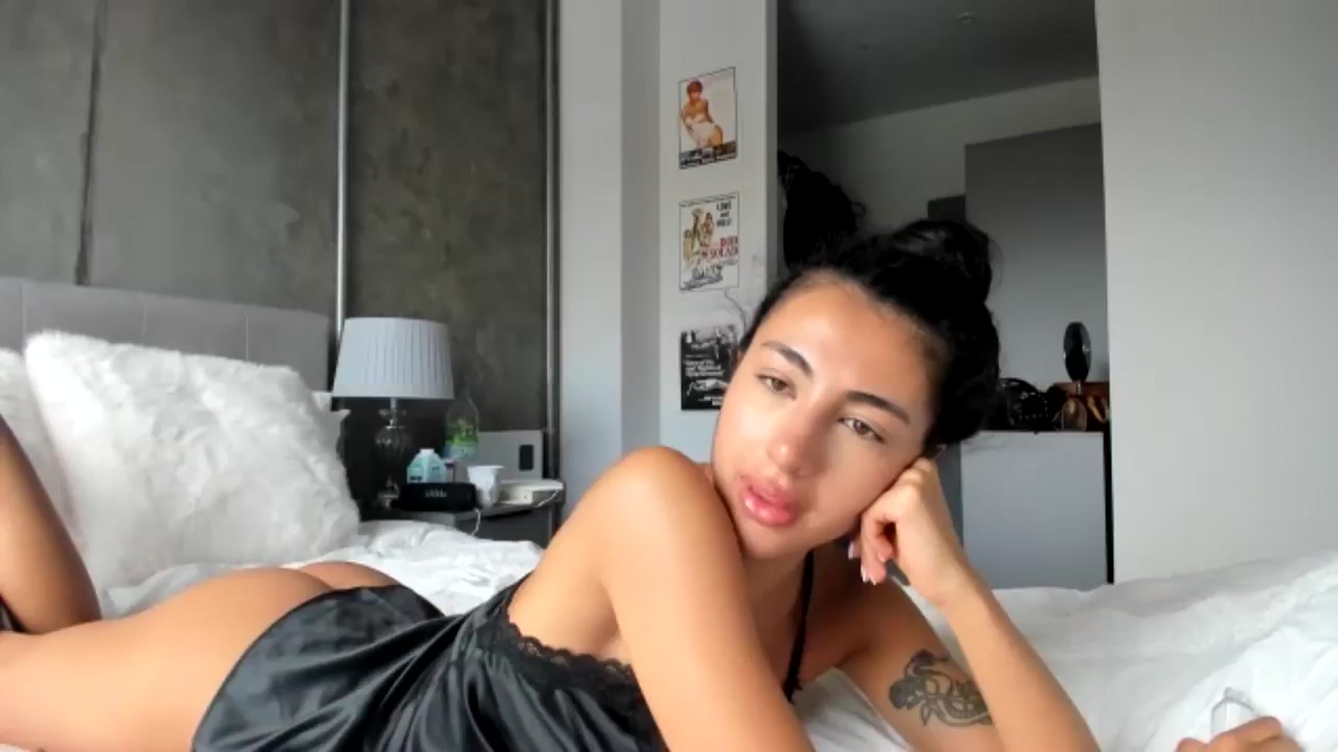Gallery image thumbnail from princessjasx's myfreecams stream on, 07/18/2024, 09:05 image 18 of 20