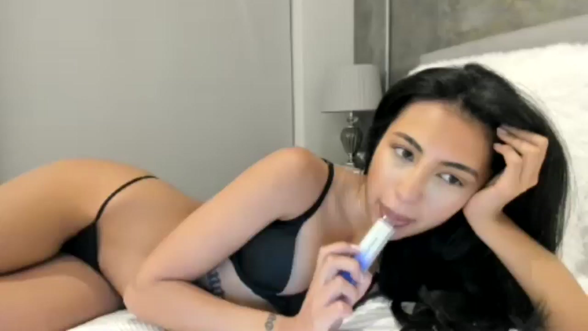 Gallery image thumbnail from princessjasx's myfreecams stream on, 08/23/2024, 21:36 image 18 of 20