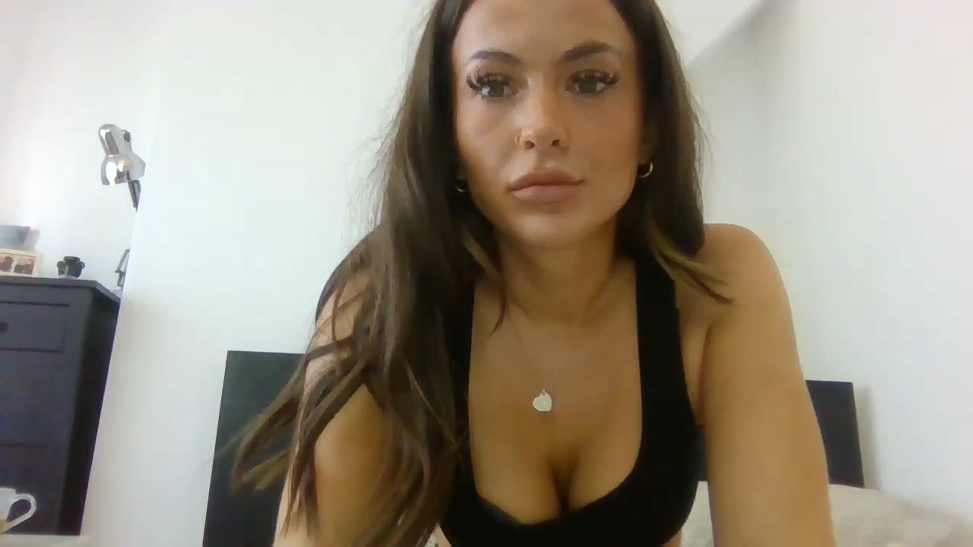 Gallery image thumbnail from princessxxlia's myfreecams stream on, 07/05/2024, 11:45 image 8 of 20
