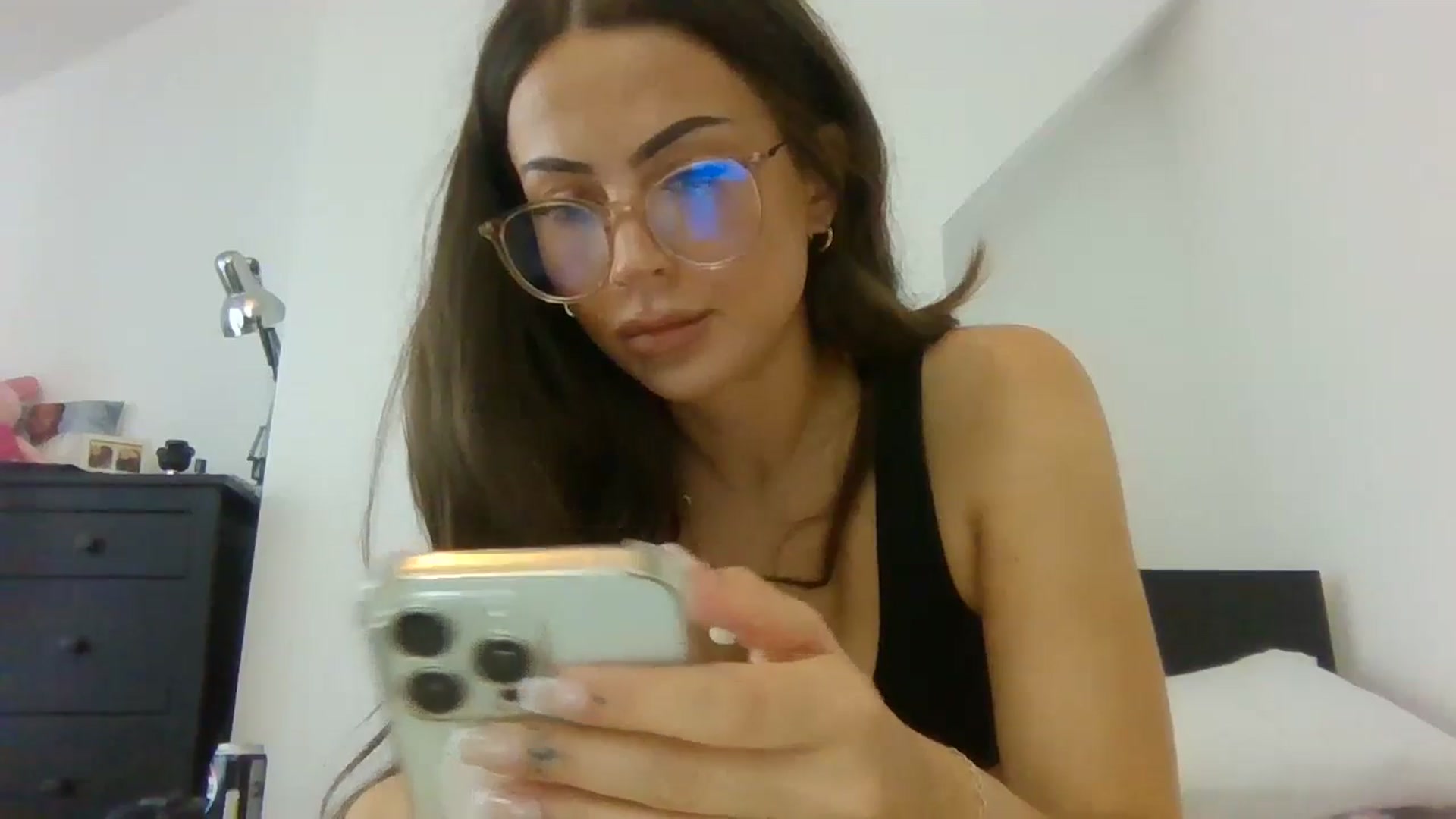 Gallery image thumbnail from princessxxlia's myfreecams stream on, 07/11/2024, 13:11 image 12 of 20