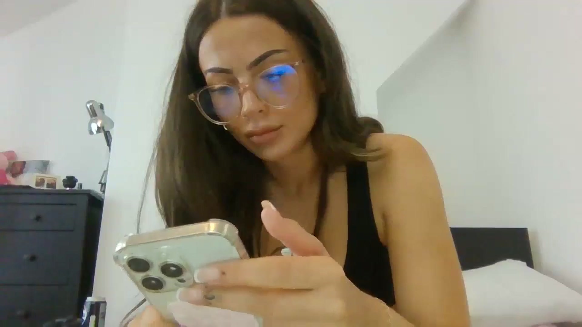Gallery image thumbnail from princessxxlia's myfreecams stream on, 07/11/2024, 13:11 image 14 of 20