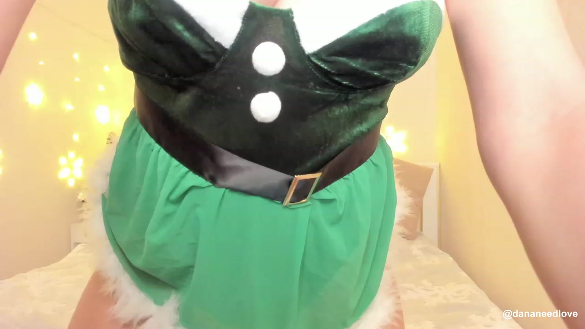 Gallery image thumbnail from pristine_edge's myfreecams stream on, 12/27/2023, 24:28 image 8 of 20