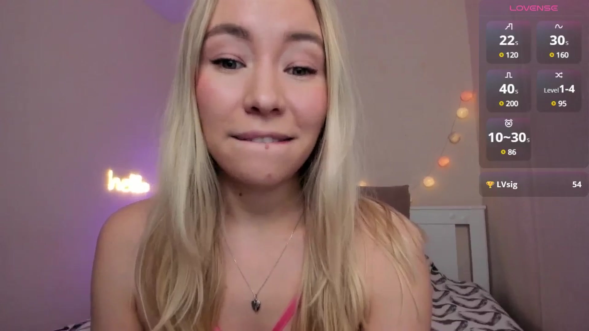 Gallery image thumbnail from pristine_edge's myfreecams stream on, 06/03/2025, 24:06 image 15 of 20