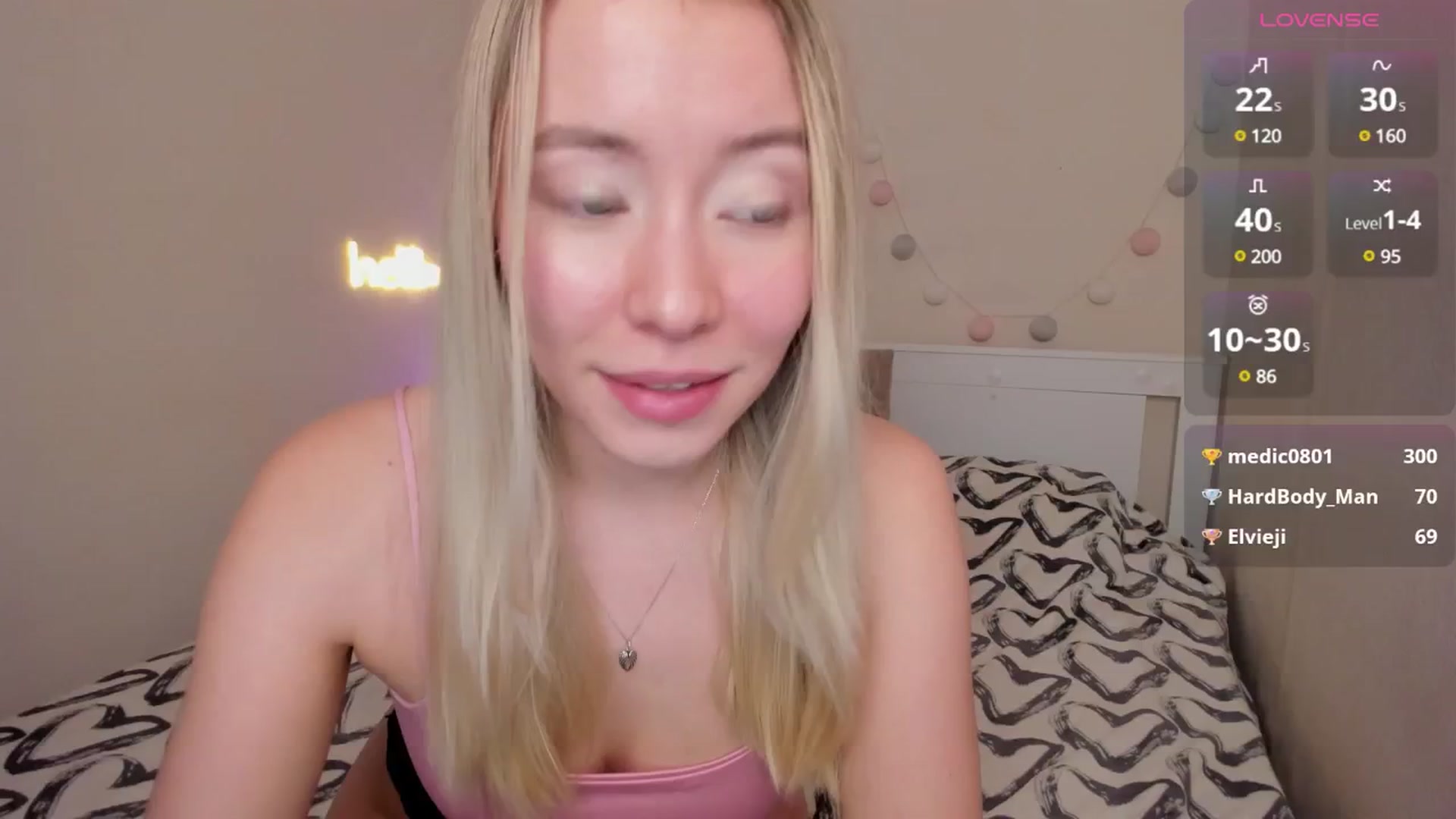 Gallery image thumbnail from pristine_edge's myfreecams stream on, 06/23/2025, 24:00 image 11 of 20