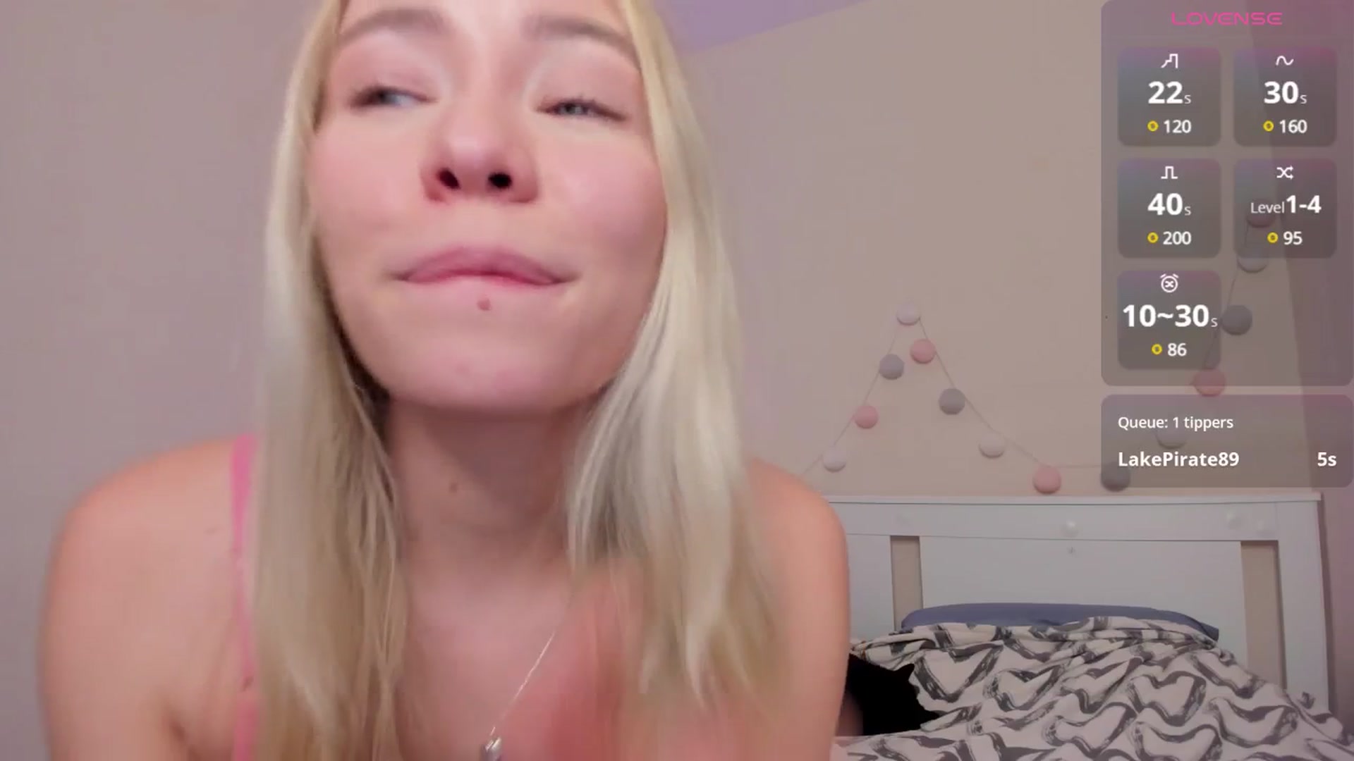 Gallery image thumbnail from pristine_edge's myfreecams stream on, 07/01/2025, 23:51 image 13 of 20