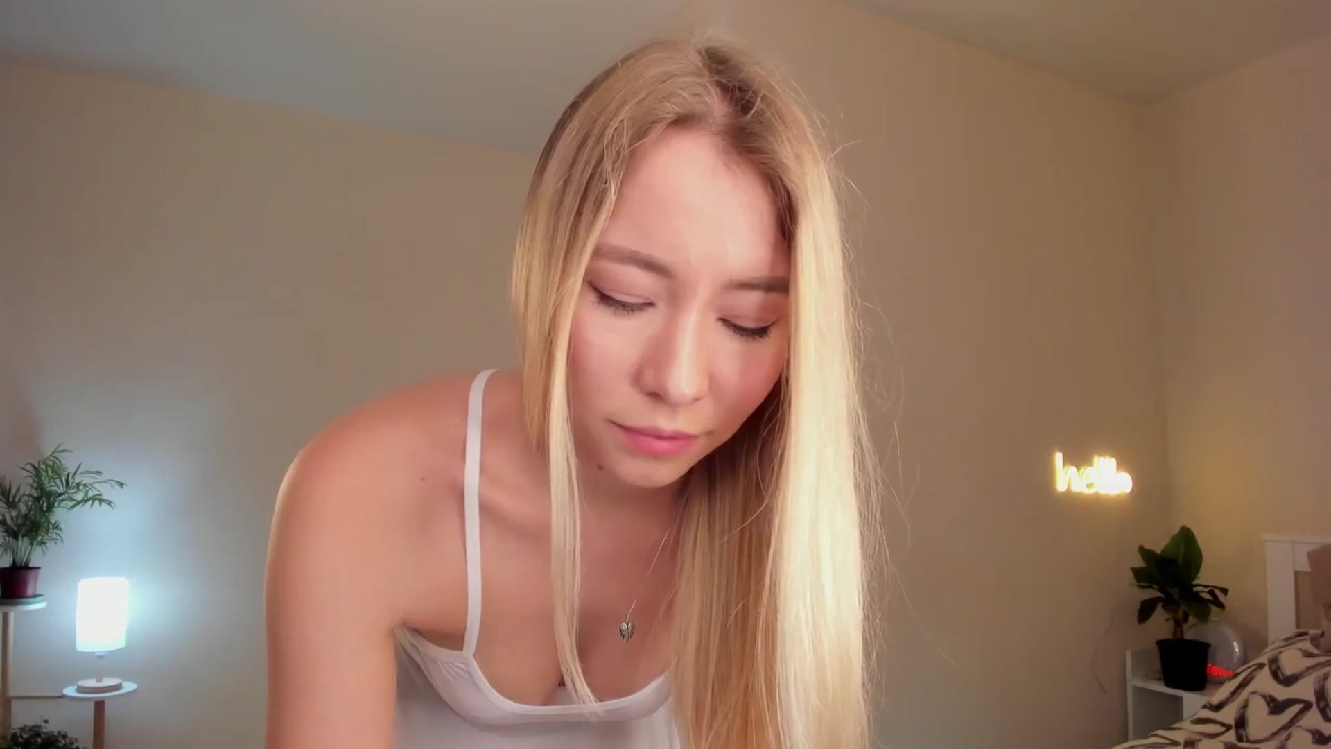 Gallery image thumbnail from pristine_edge's myfreecams stream on, 08/26/2025, 18:42 image 2 of 20