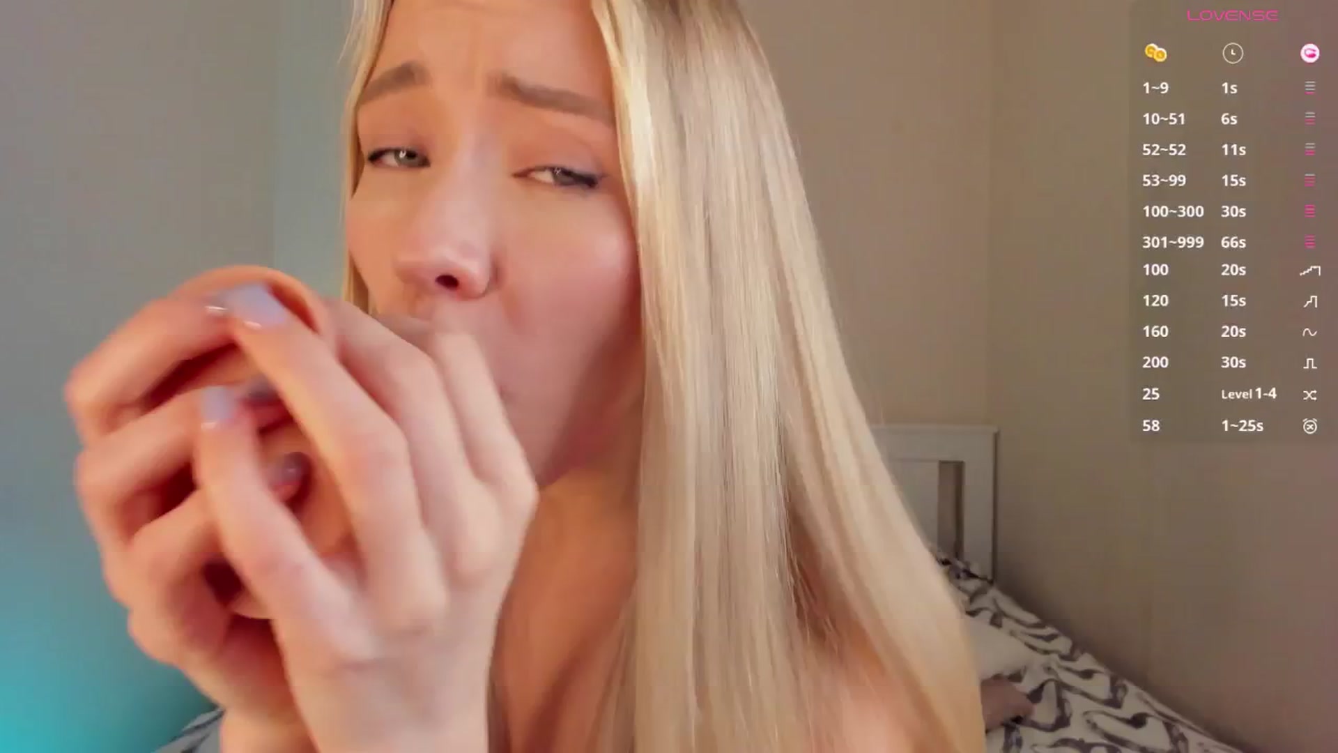 Gallery image thumbnail from pristine_edge's myfreecams stream on, 11/28/2025, 24:56 image 5 of 20