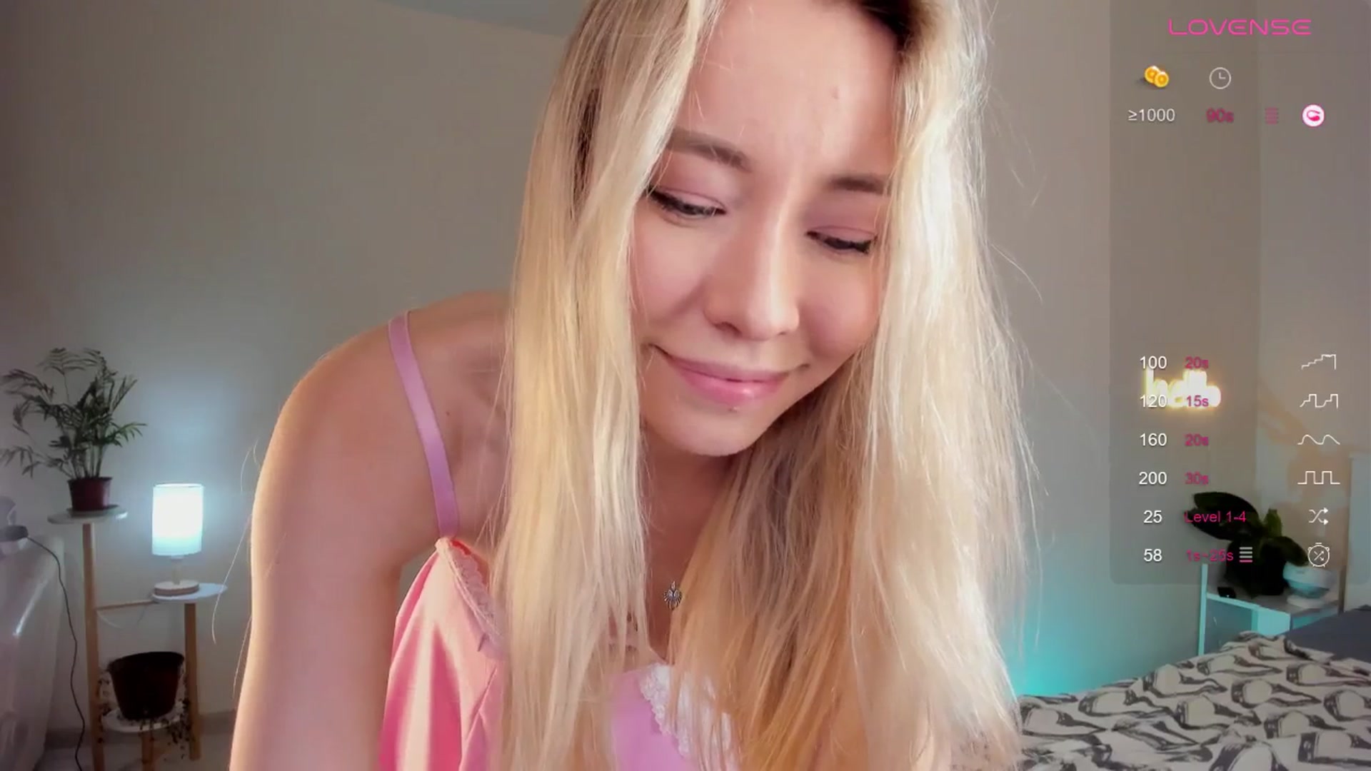 Gallery image thumbnail from pristine_edge's myfreecams stream on, 12/04/2025, 24:46 image 17 of 20