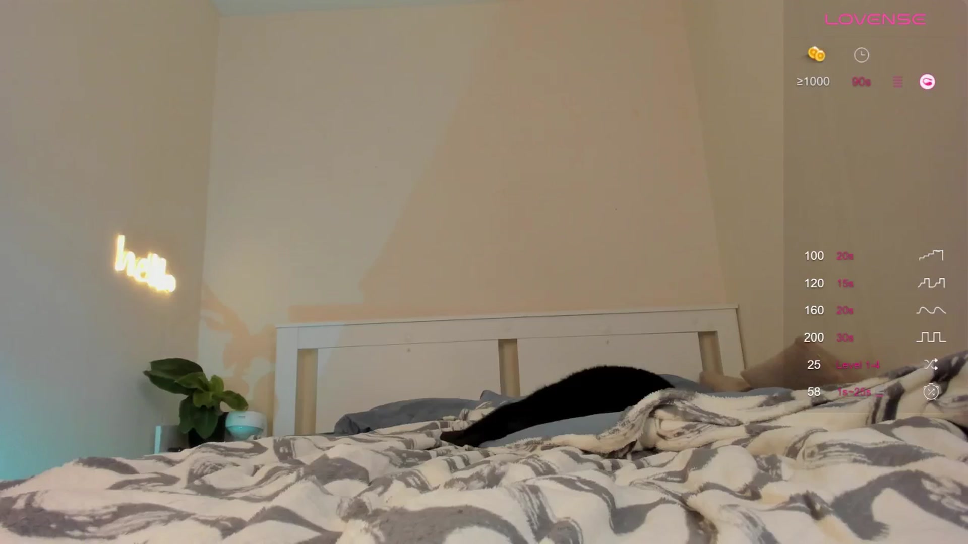Gallery image thumbnail from pristine_edge's myfreecams stream on, 12/04/2025, 24:46 image 6 of 20