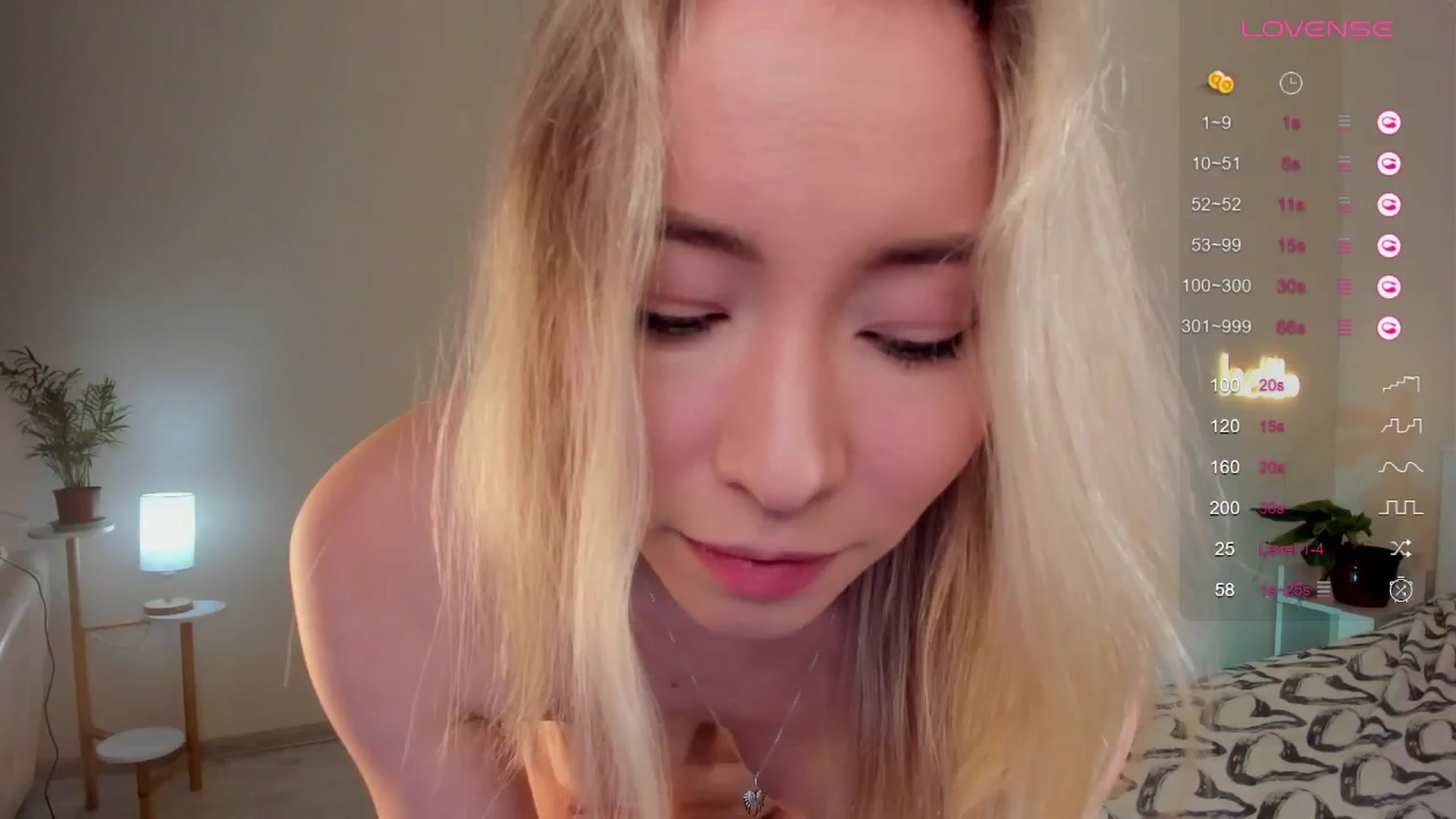 Gallery image thumbnail from pristine_edge's myfreecams stream on, 12/21/2025, 24:01 image 10 of 20