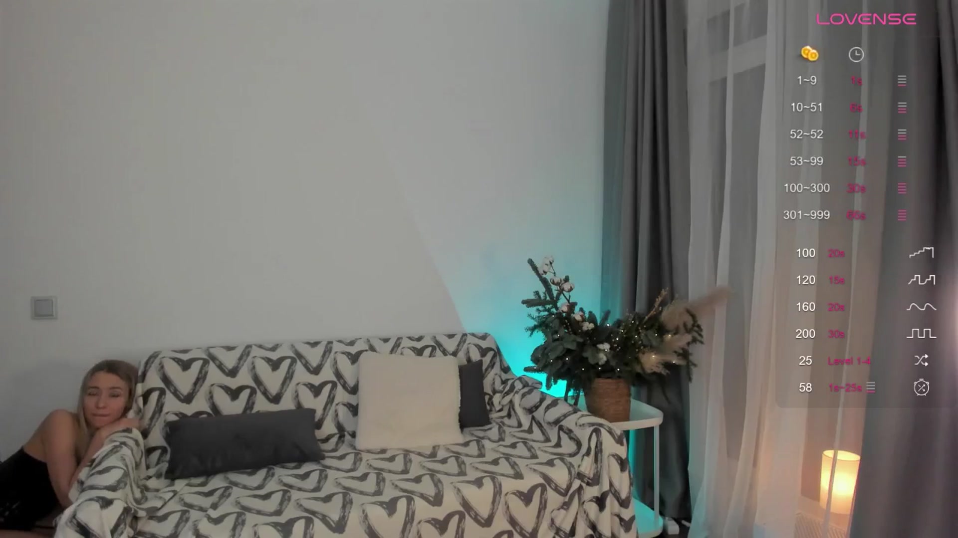 Gallery image thumbnail from pristine_edge's myfreecams stream on, 12/24/2025, 22:24 image 12 of 20