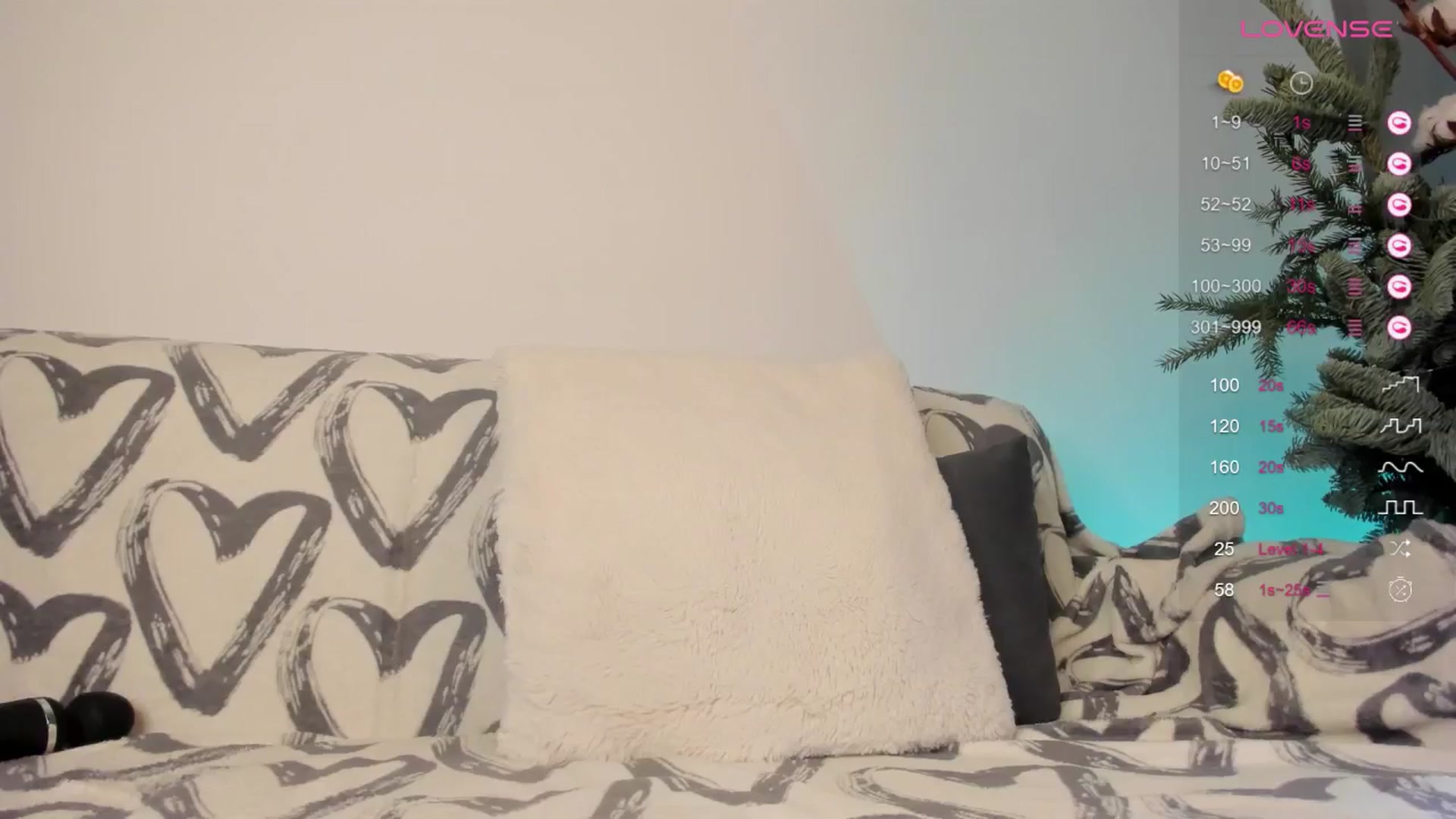Gallery image thumbnail from pristine_edge's myfreecams stream on, 12/29/2025, 24:02 image 4 of 20