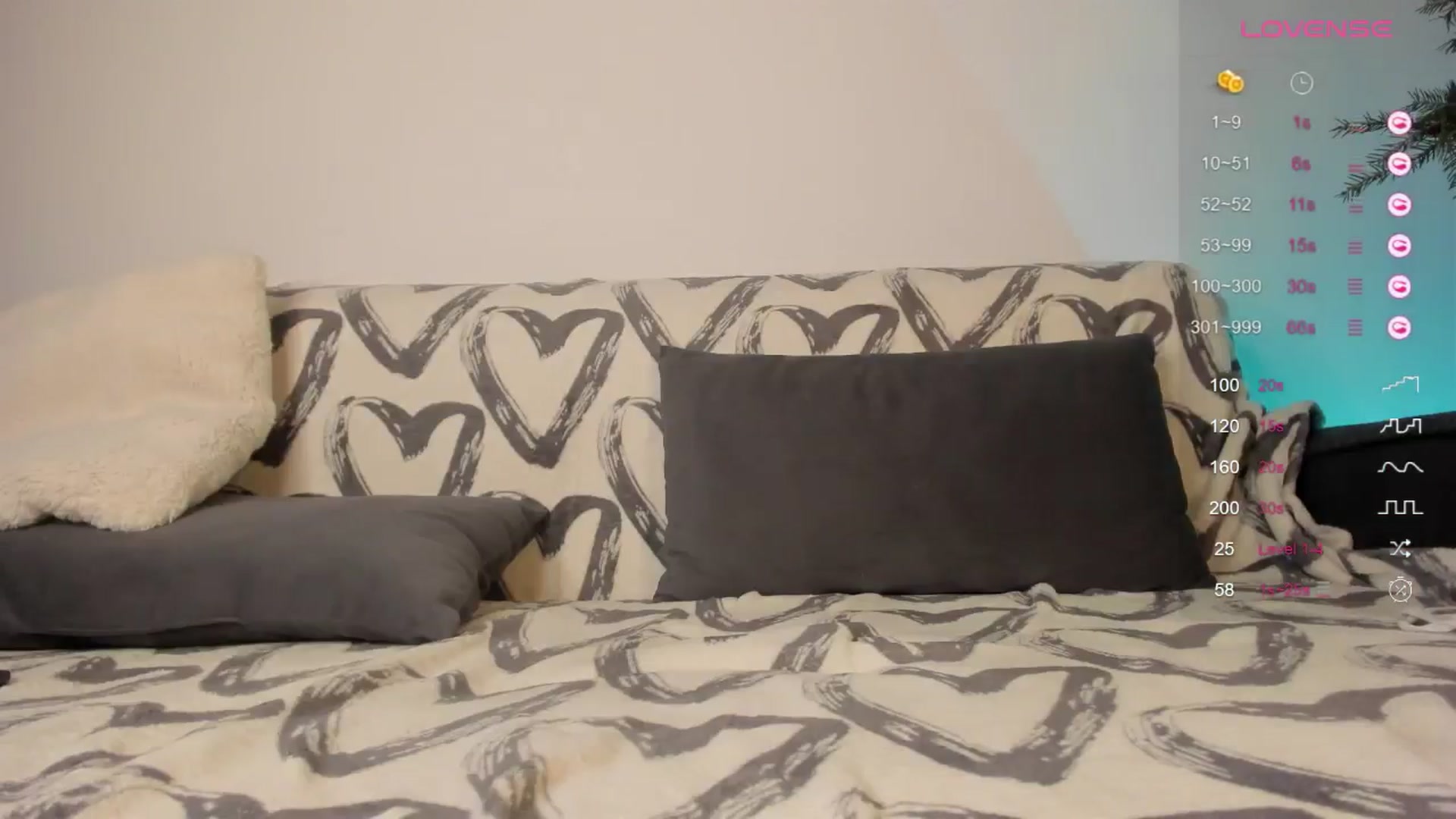 Gallery image thumbnail from pristine_edge's myfreecams stream on, 12/30/2025, 23:28 image 12 of 20