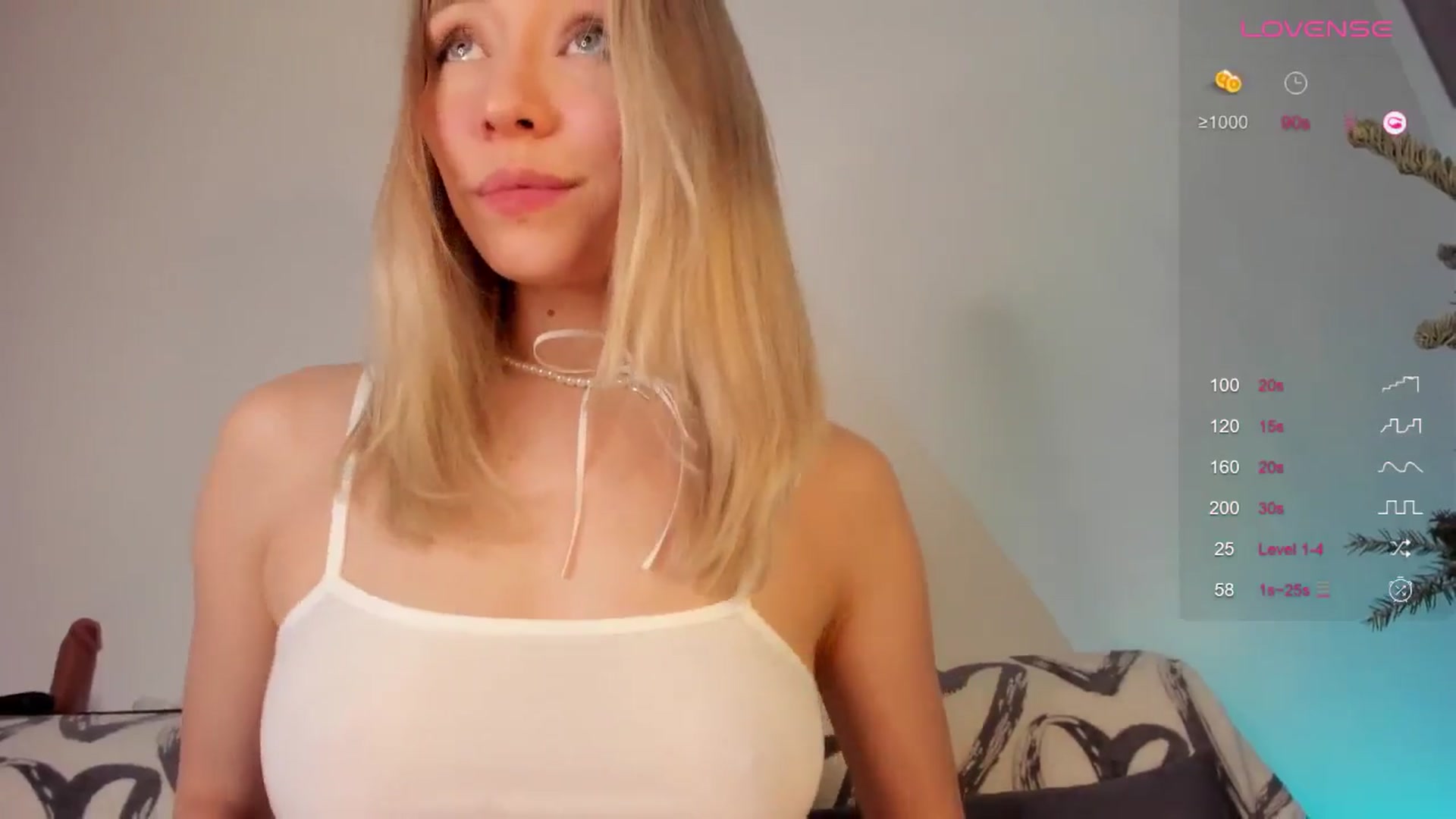 Gallery image thumbnail from pristine_edge's myfreecams stream on, 12/31/2025, 02:29 image 19 of 20