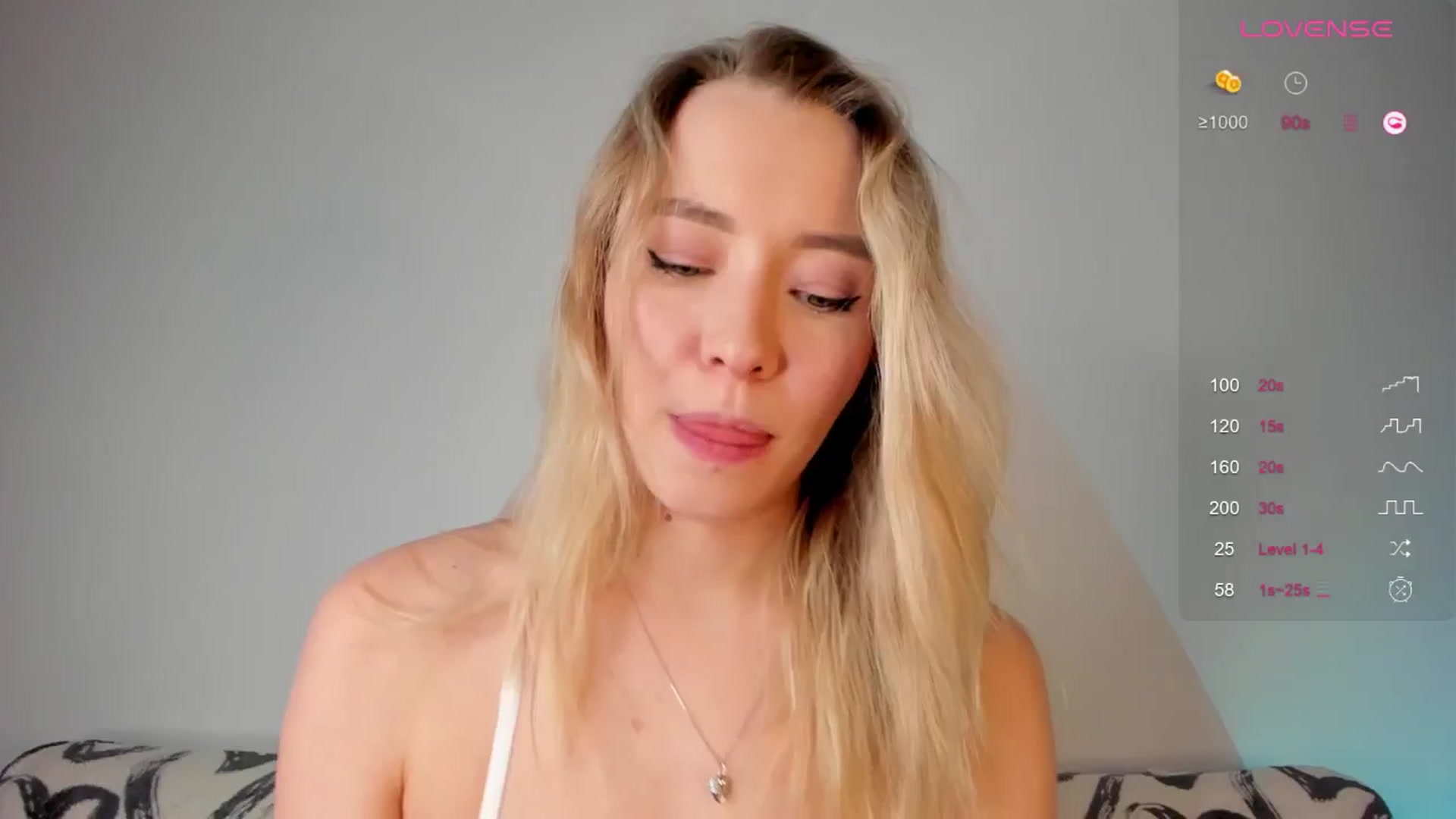 Gallery image thumbnail from pristine_edge's myfreecams stream on, 01/18/2026, 24:01 image 13 of 20